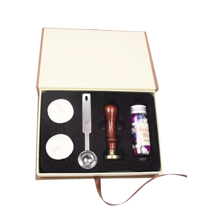 Low Price Custom Color Environmental Protection Personalized Wooden Handle Stickers Stamps Personalized Wax Seal Box Kit