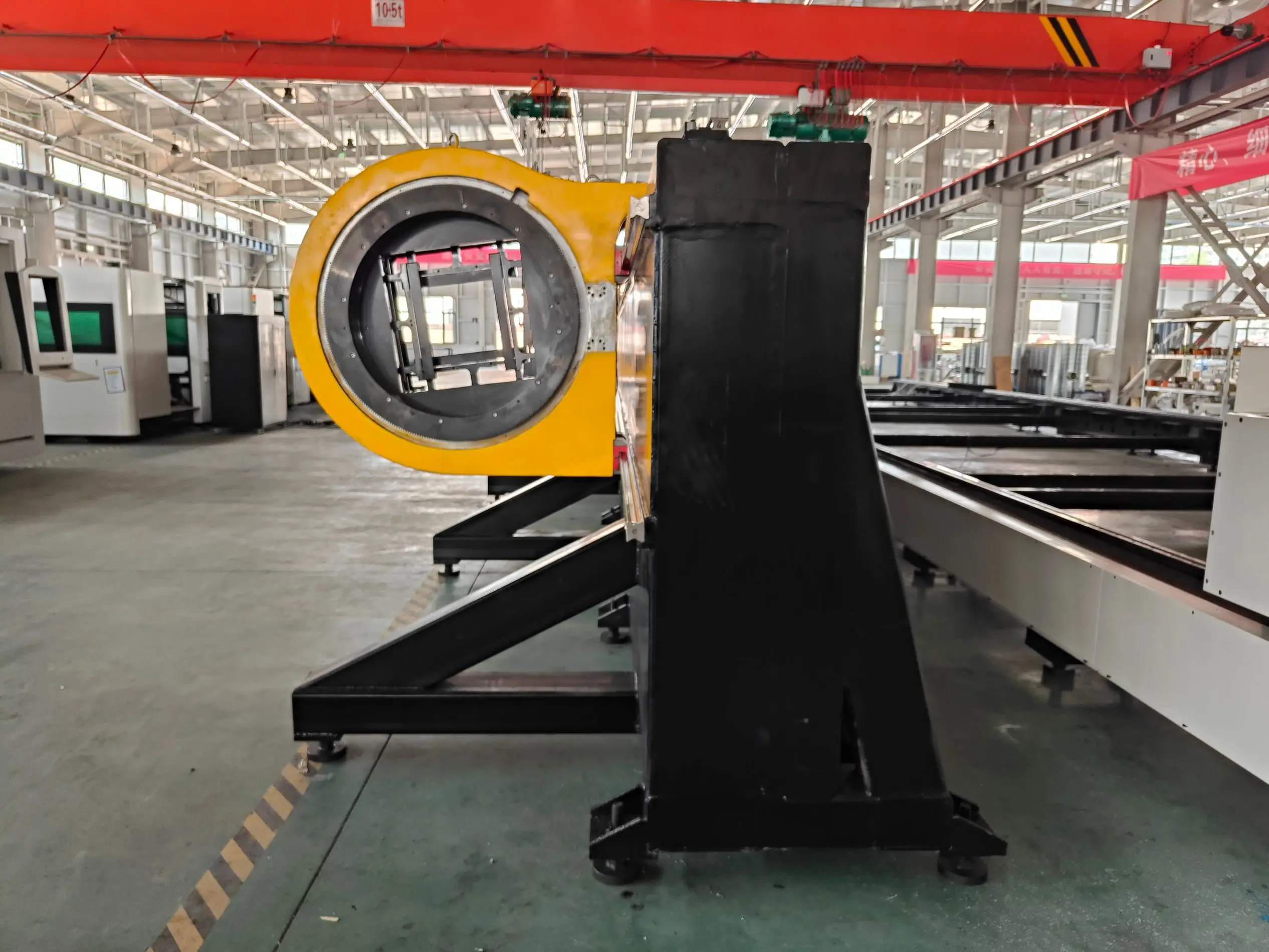 cutting tube machine 2KW 3KW 6KW Tube laser cutter