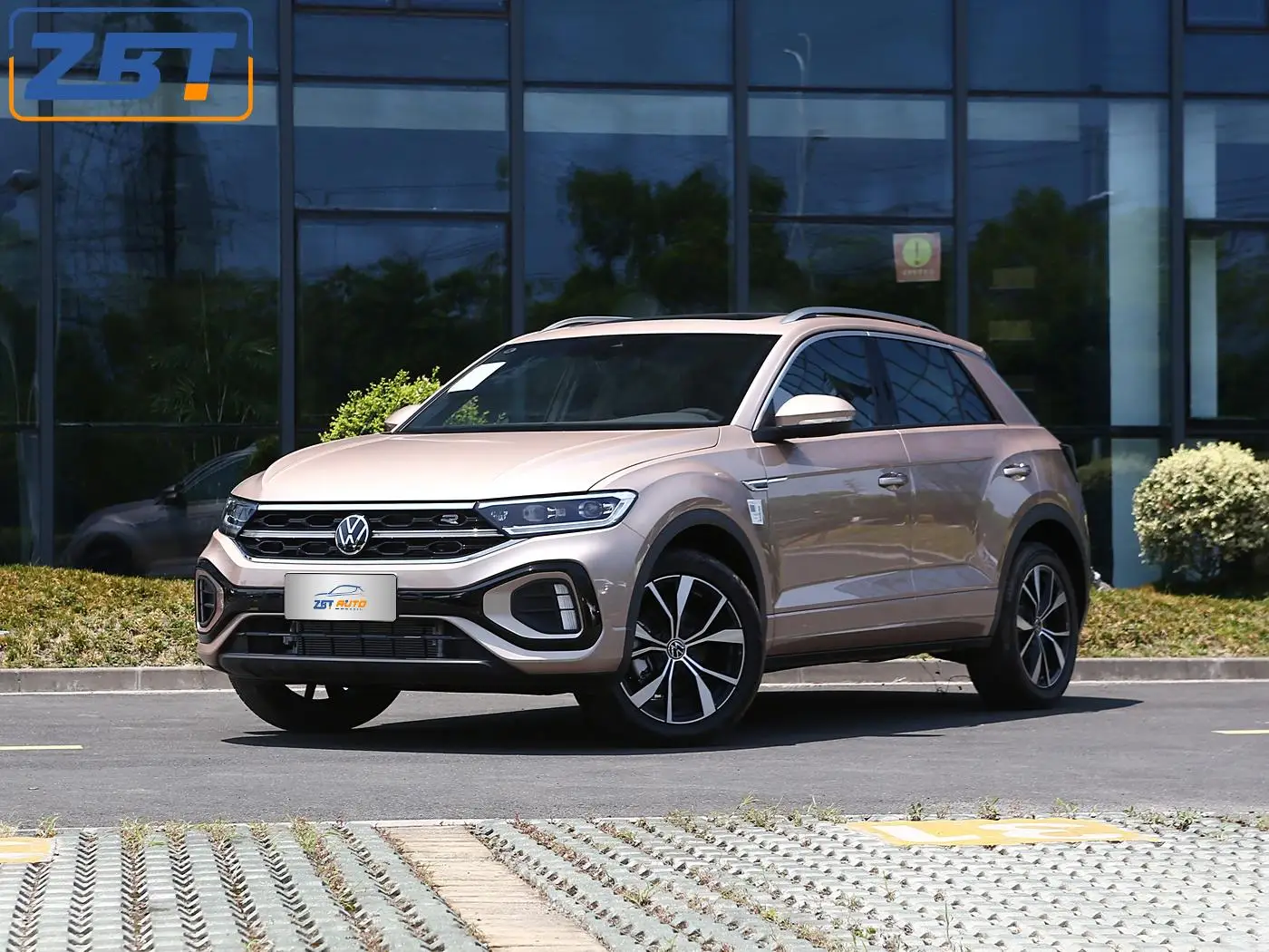 2024 VW Best prices Volkswagen ROC 1.4T 300TSI Fashion Intelligence Edition Used  Chinese Cheap Used Auto suv Gasoline Car