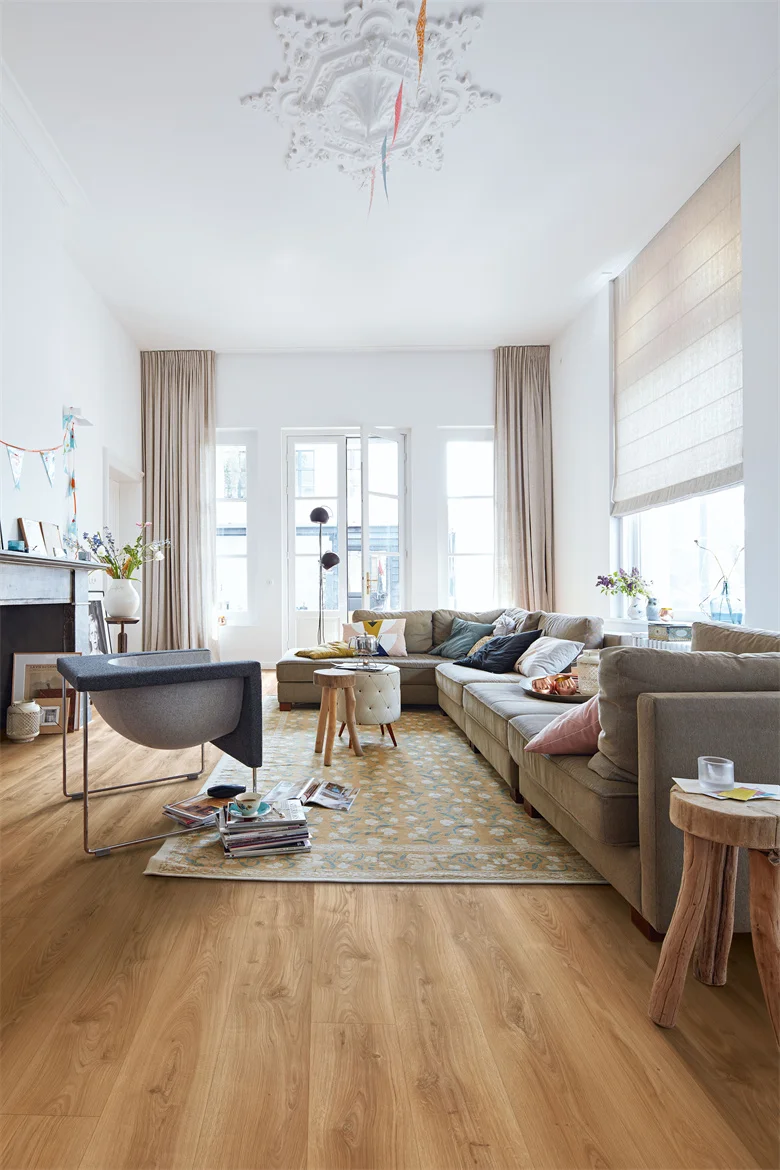 German High Performance Meister Design Next DL 500 S Looks Particularly Generous With 24 Hours Of Water Resistance