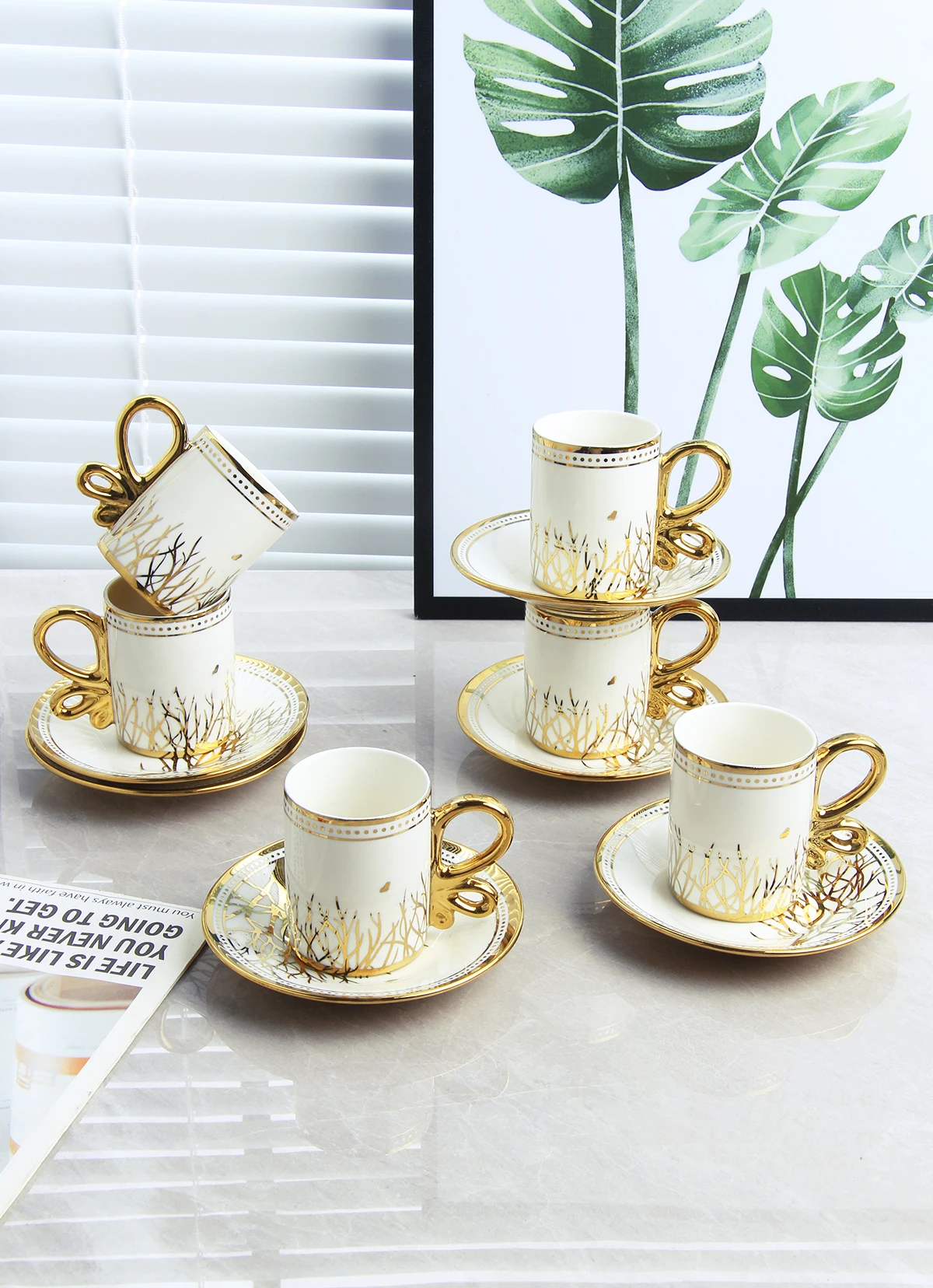 Golden Fine Bone China Teacup Saucer Set Vintage European Ceramic Afternoon Tea Cup Coffee Mug with Butterfly Handle