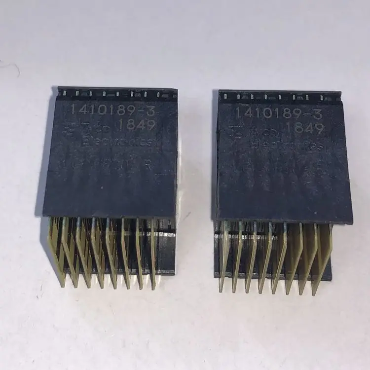 Spot wholesale original electronic components 1410189-3 backplane connector