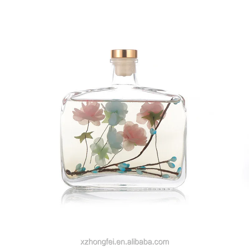 Hot Selling Home Fragrance Reed Diffuser 100ml 200ml 350ml Air Freshener Dried Flower Essential Oil Square Shape Cork Sealing
