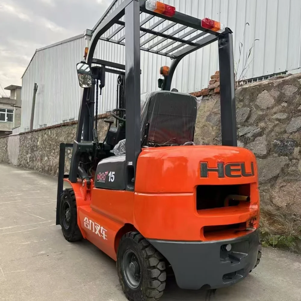 High Quality Used Heli 15 Diesel Forklift Truck 1.5TON Capacity 3000mm Lifting Height Featuring Core Engine Pump Motor Bearing