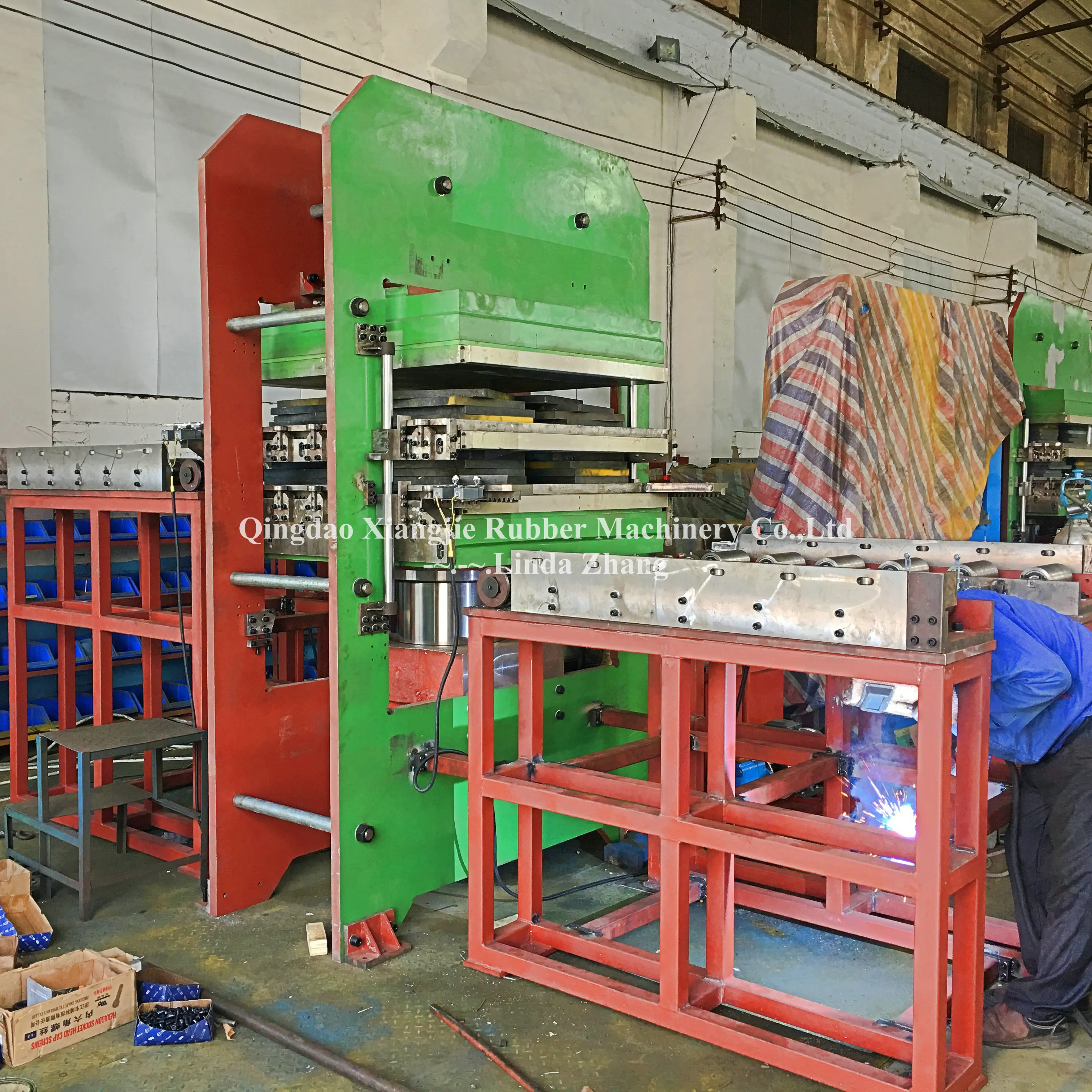 250T 1000* 1000 rubber tile hydraulic press for curing rubber tile floor