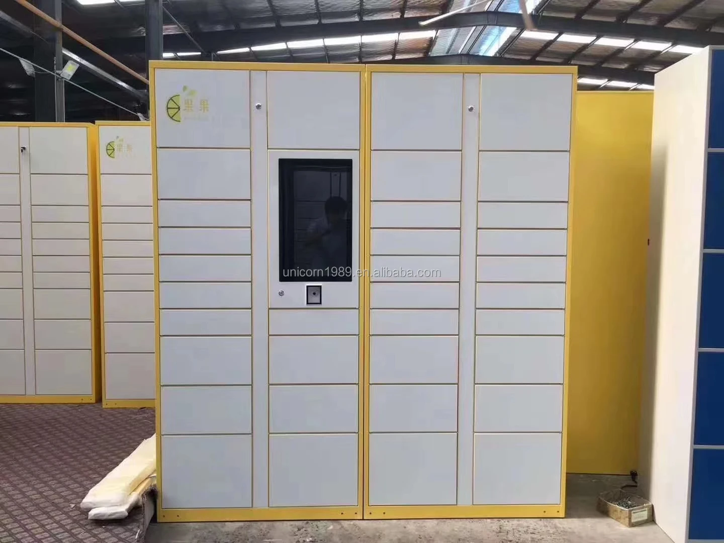 Smart storage locker for large luggage for airport mall company use