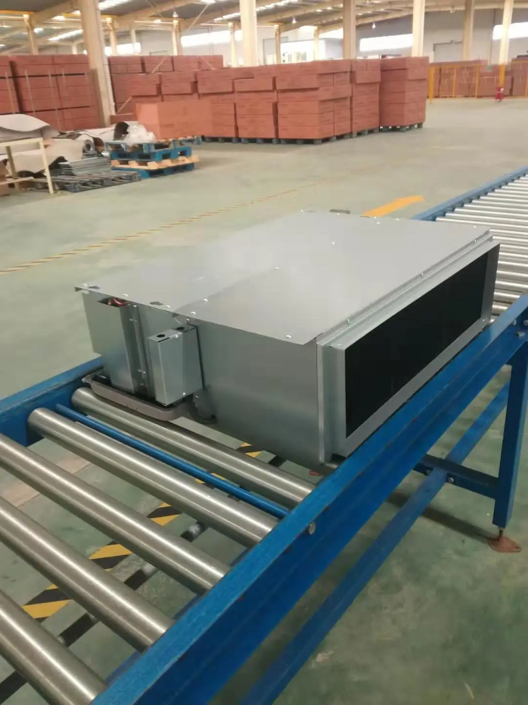 Factory supply high quality floor standing wall mounted fan coil fcu CE hvac ventilation