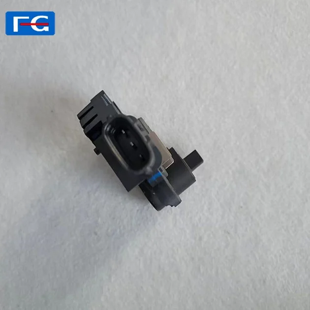 auto  generator regulator  373702B300 37370-2B300     Car Alternator Generator  Regulator for Korea cars