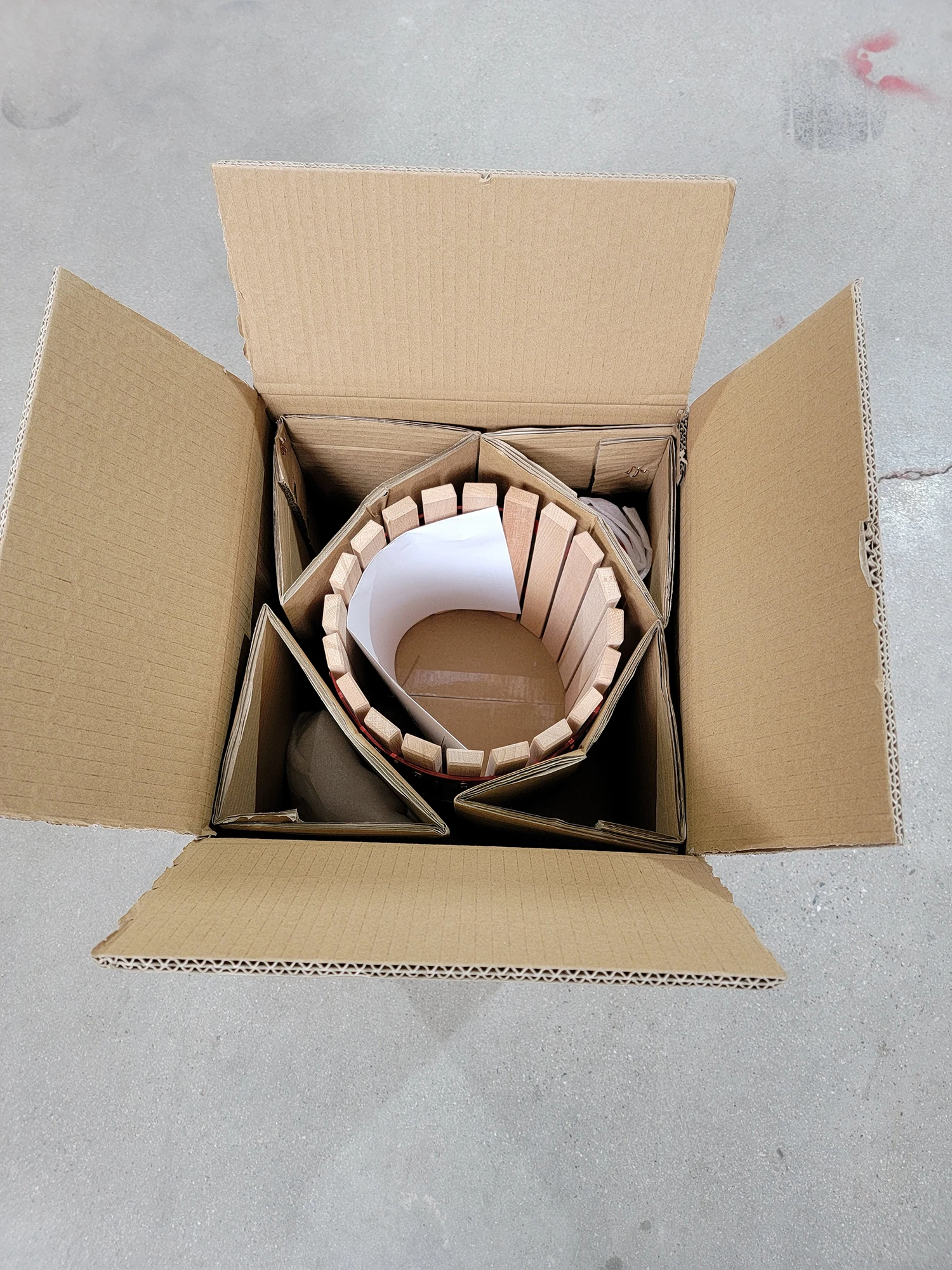 LFGB certification direct sales 6L Classical fruit press juicer wine manual extractor