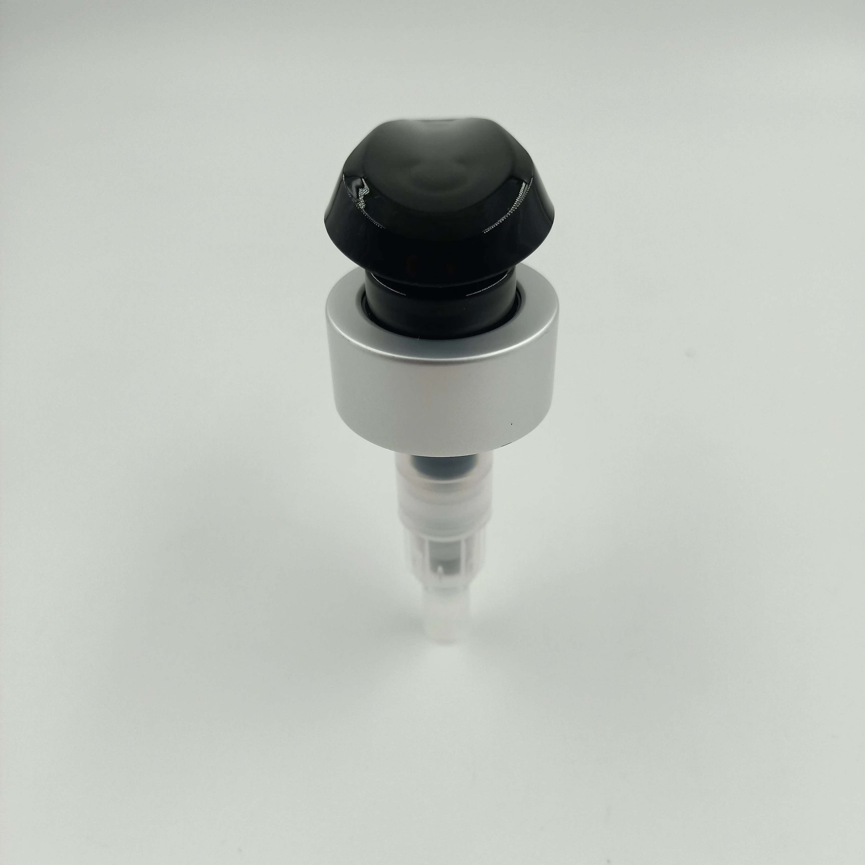 28 400 silver aluminium  hand sanitizer oil liquor dispenser