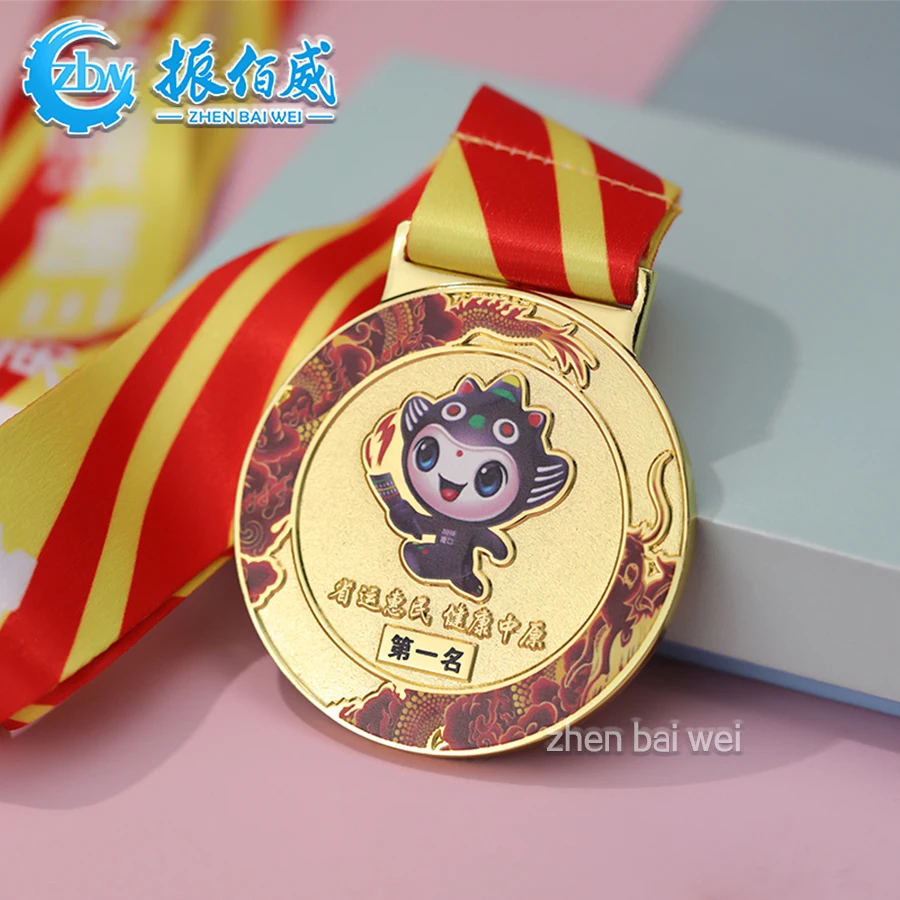 Manufacturers custom design personalized high quality soft enamel metal 3D zinc alloy Marathon Sports competition football MEDAL