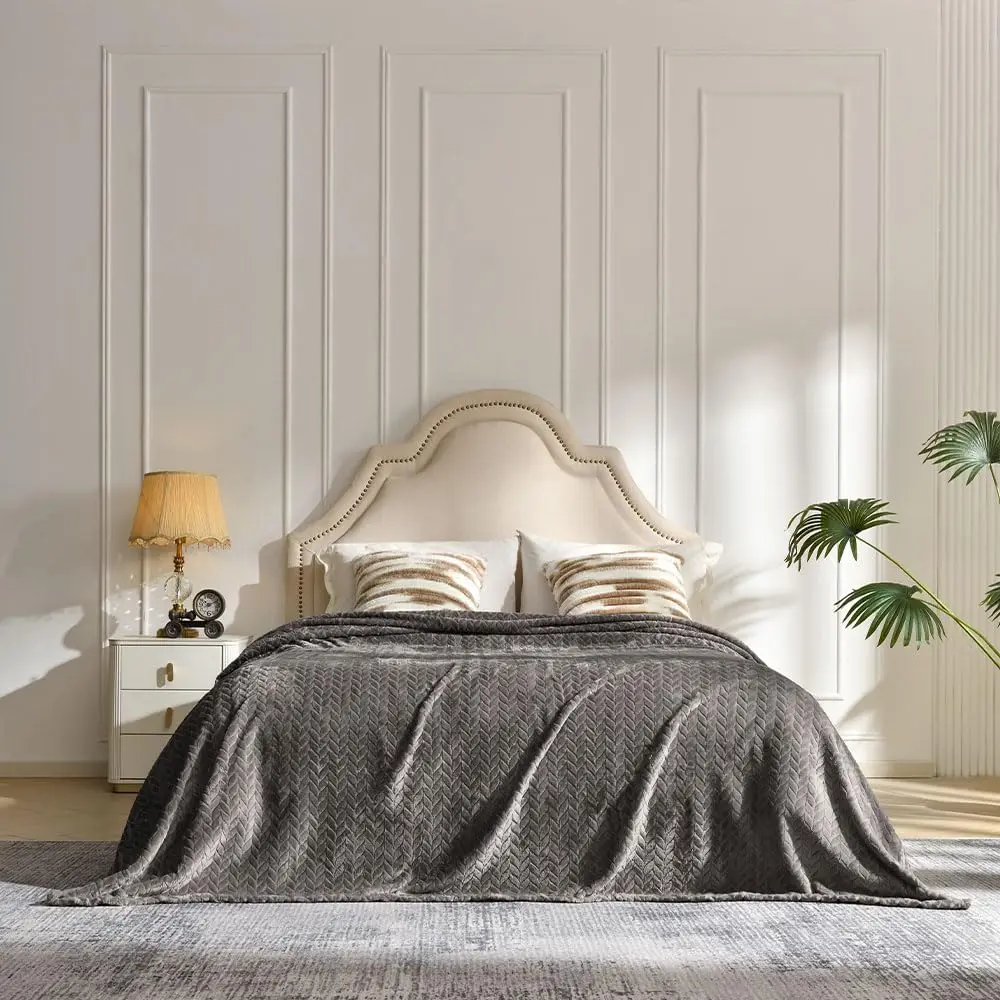 Flannel Fleece Luxury Throw Jacquard Weave Blanket, Charcoal Grey Travel/Throw Size Leaf Pattern Cozy Couch/Bed Super Soft