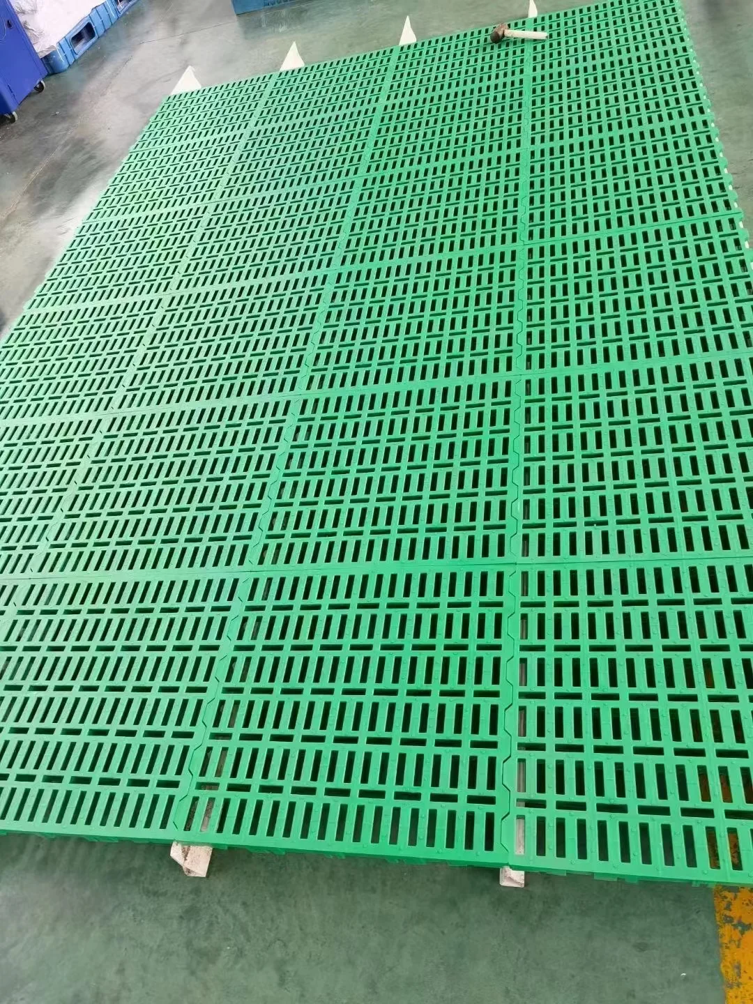 Best price sheep floor plastic goat floor goat plastic slat floor