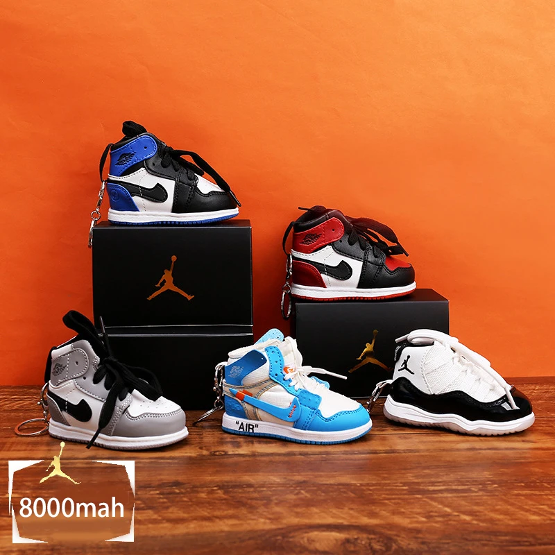 OEM Customized LOGO high capacity portable Bag pendant 8000mah name brand mini luxury Shoe shape Power Banks charger