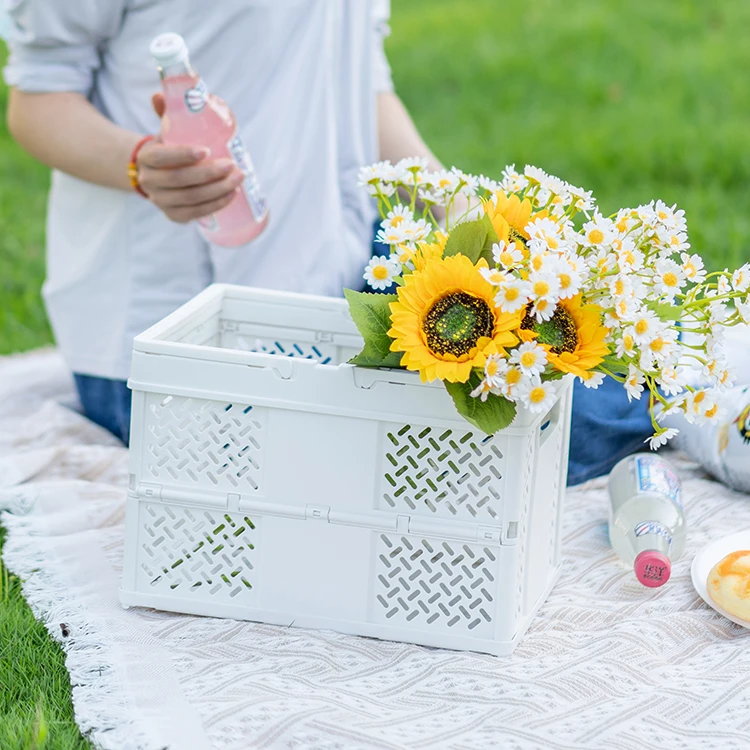Wholesale New Outdoor Picnic Collapsible Storage Crates With Handle Sundries Basket Container Folding Plastic Storage Basket
