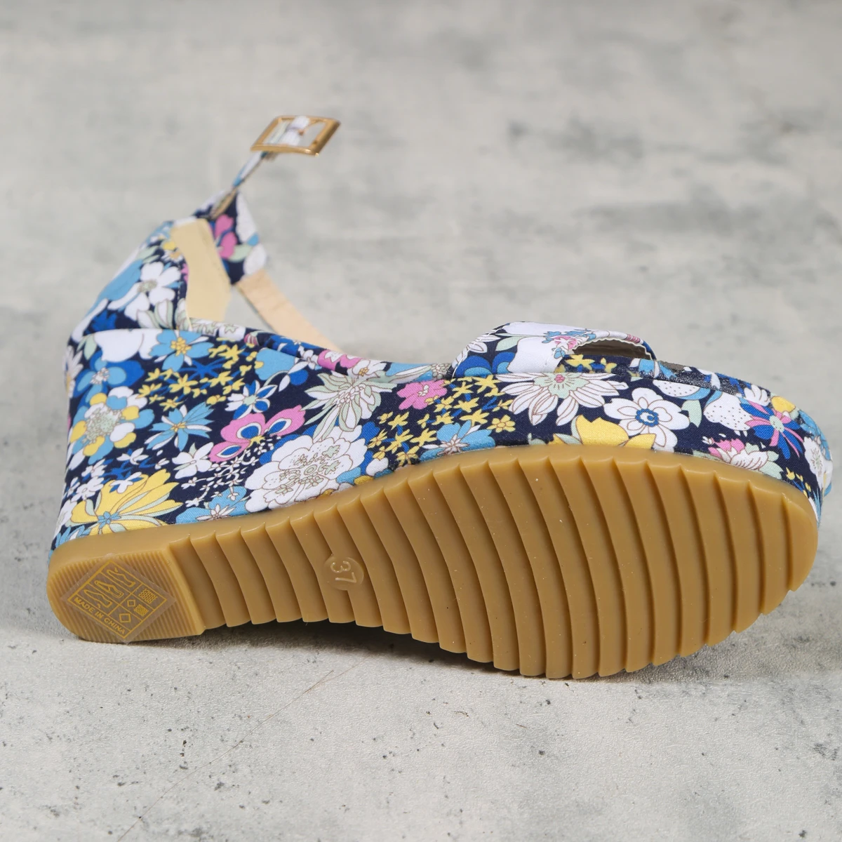 Shoe manufacturer heeled sandals 2024 ladies sandals photo beach sandals for women