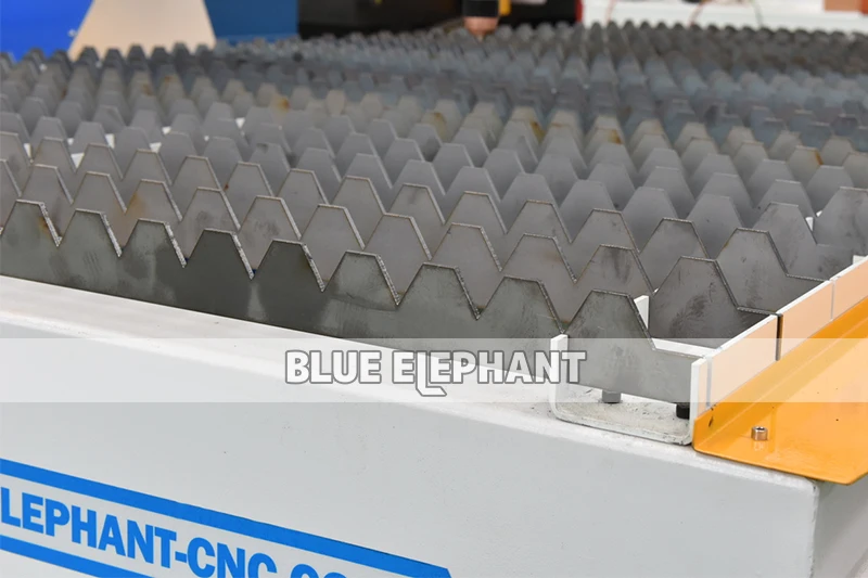 Фабричная рекламная промышленная плазменная резка листового металла cnc для
