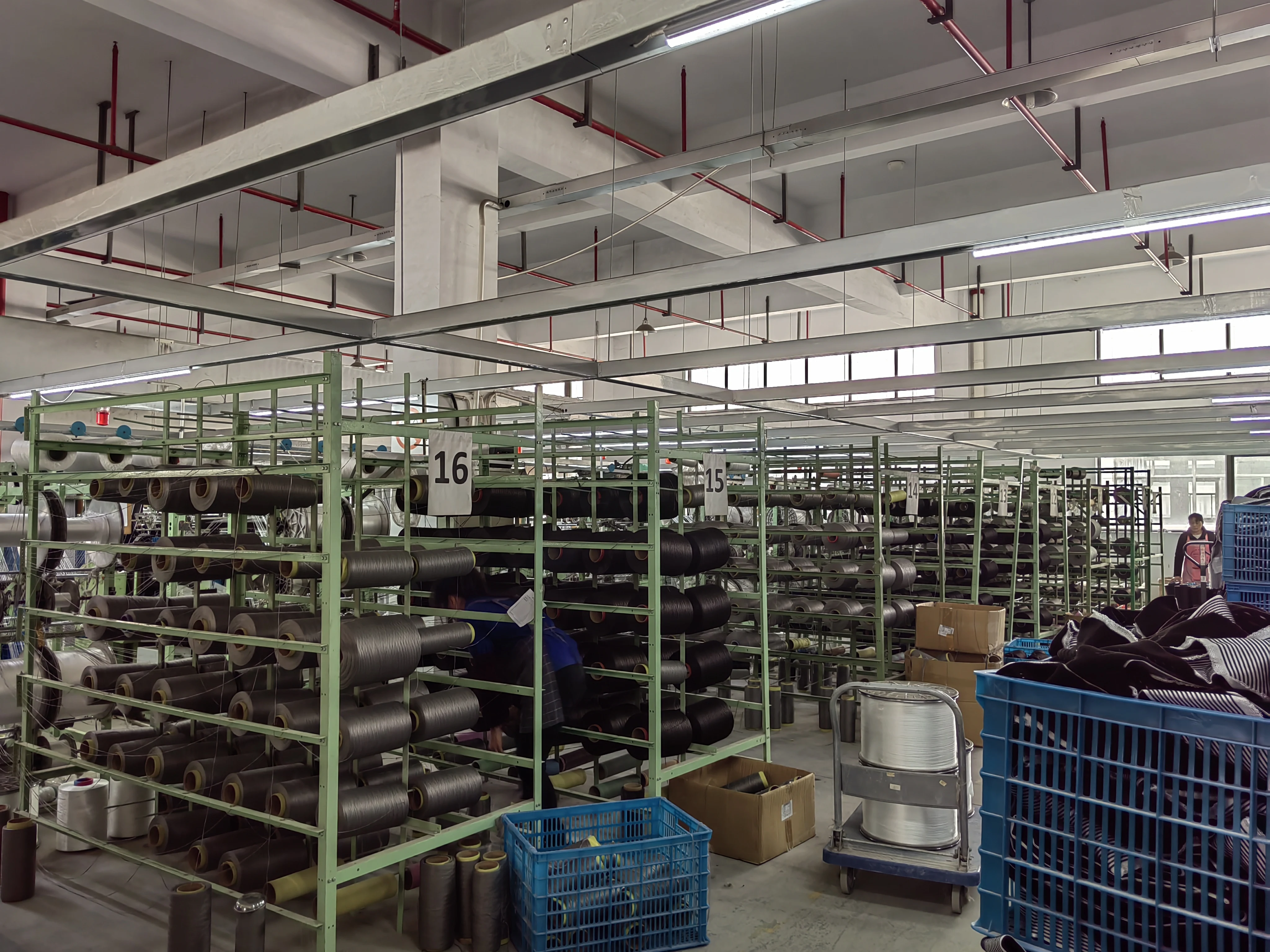 HQ customized finned 3M self-adhesive silicone wool pile weather strip for aluminium sliding door seal windows