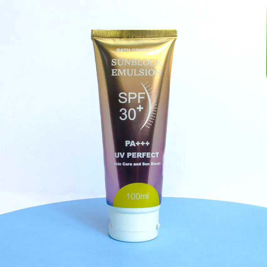 OEM Sensitive Skin Mineral Invisible Sunscreen Lotion SPF 50+ Suncream Gentle Formula Oil Control Sport Sunscreen For Women