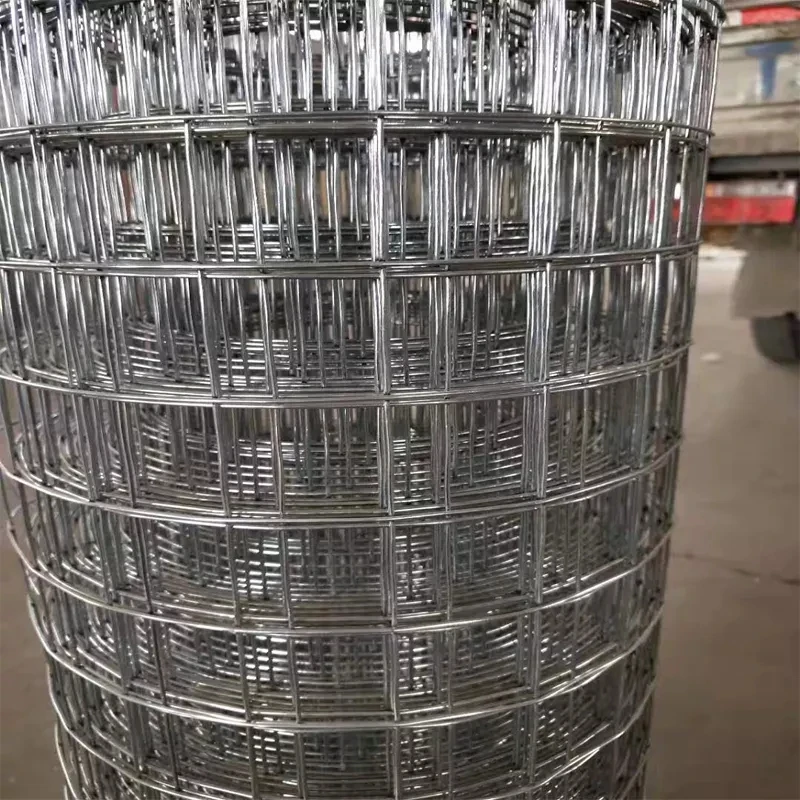 Galvanized Welded Wire Cattle Mesh With Spot Welding Point Coated For Construction
