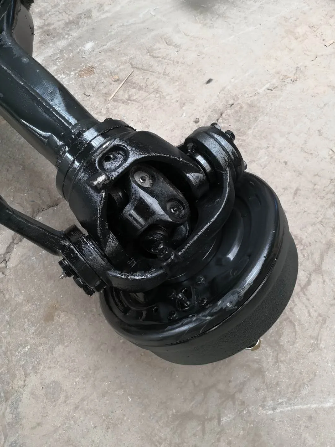 4x4 6ton Indonesia Oil Palm Agricultural Tractor Front Wheel Drive Axle with Oil Brakes