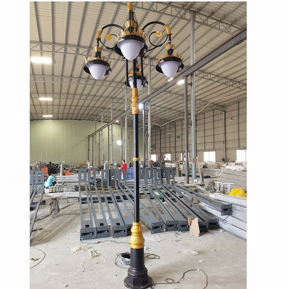 4M 100w Multi-head classic European waterproof street lamp antique die-cast aluminum The Nordic decorative garden lamp