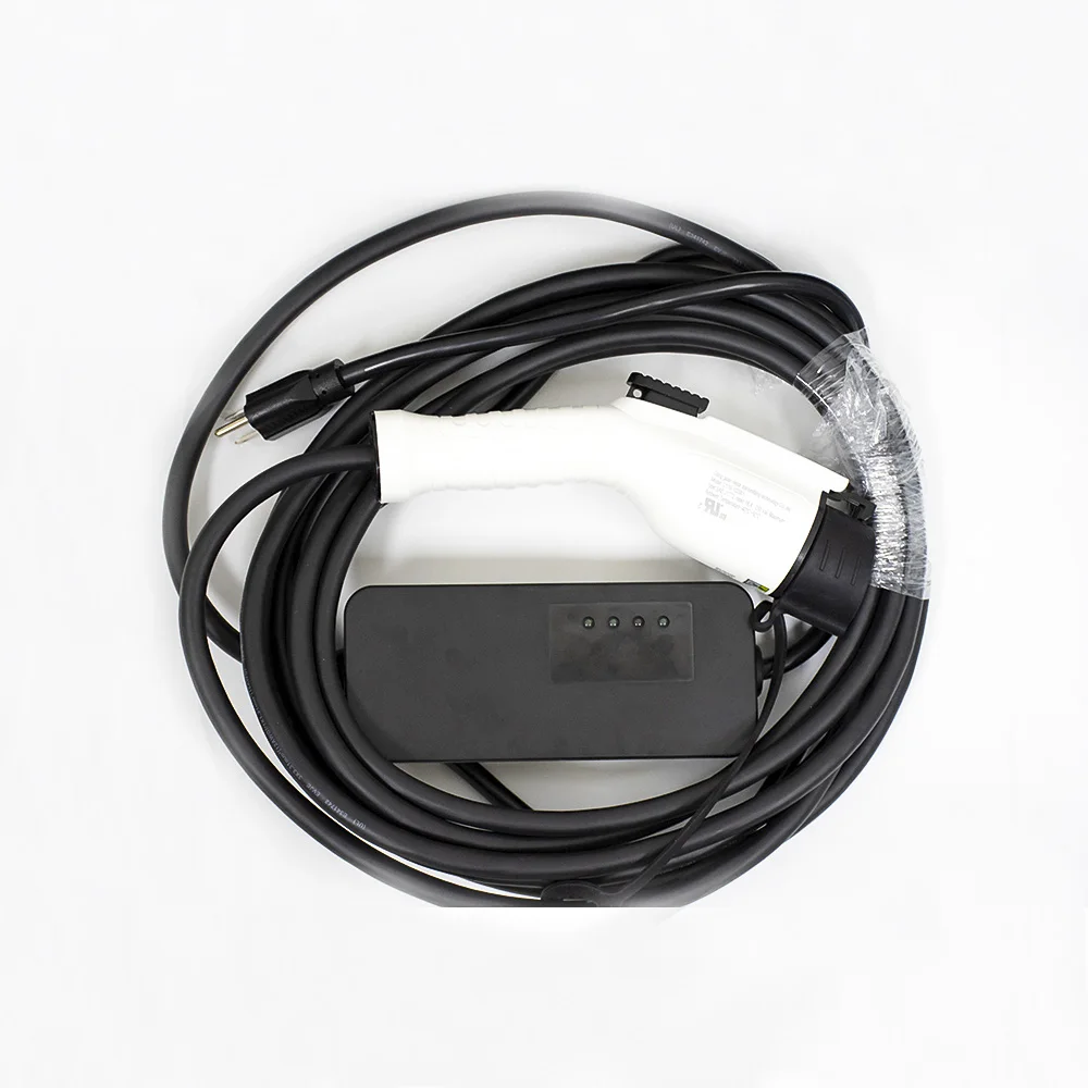  Electric Vehicle Portable EV Fast Charger 16A 32A Type 1 2 Plug Socket AC DC Outdoor IP65 Connector for Car Charging