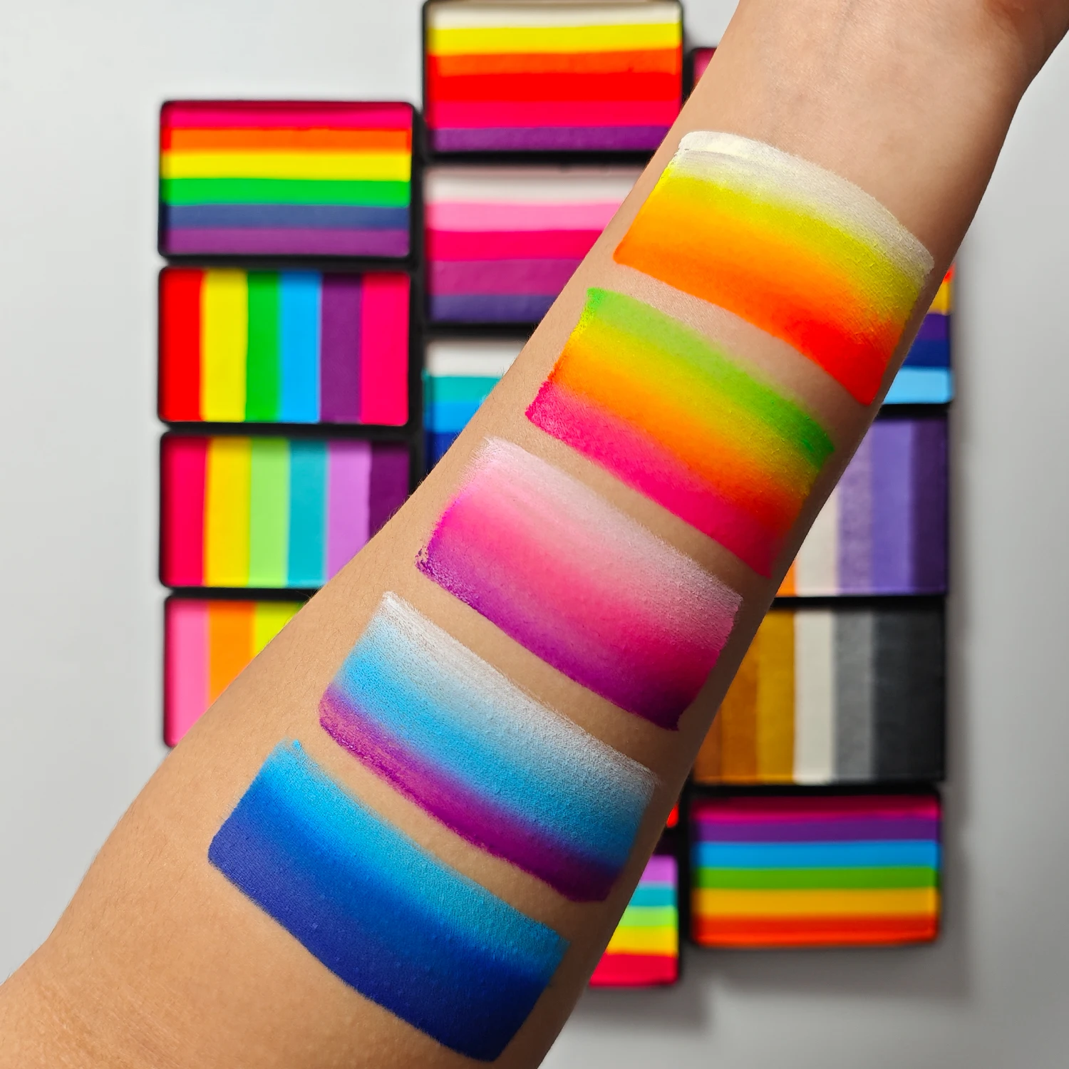 Wholesale Cosplay halloween makeup Non toxic glow in the UV Washable body art face painting colorful kit rainbow face paint