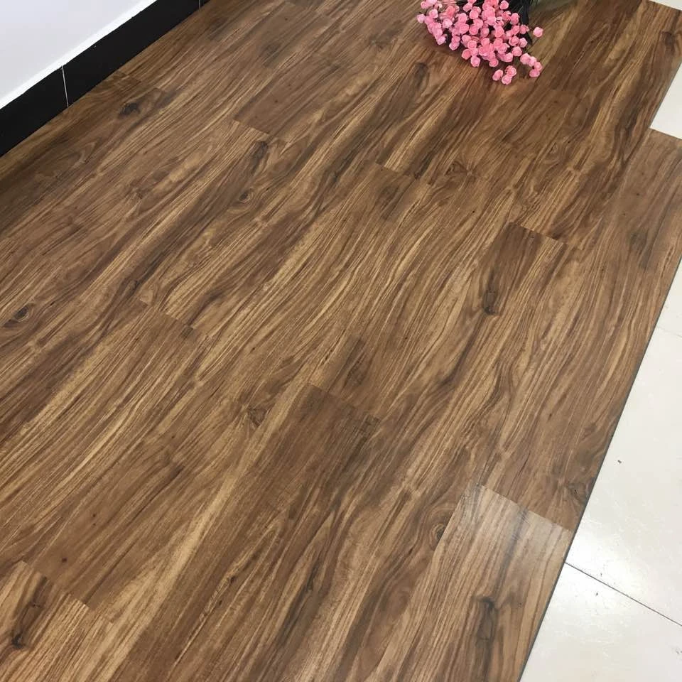 Hot Sell Wood Grain Plastic Vinyl Flooring Self Adhesive Flooring Planks Sticker SPC Floor Covers