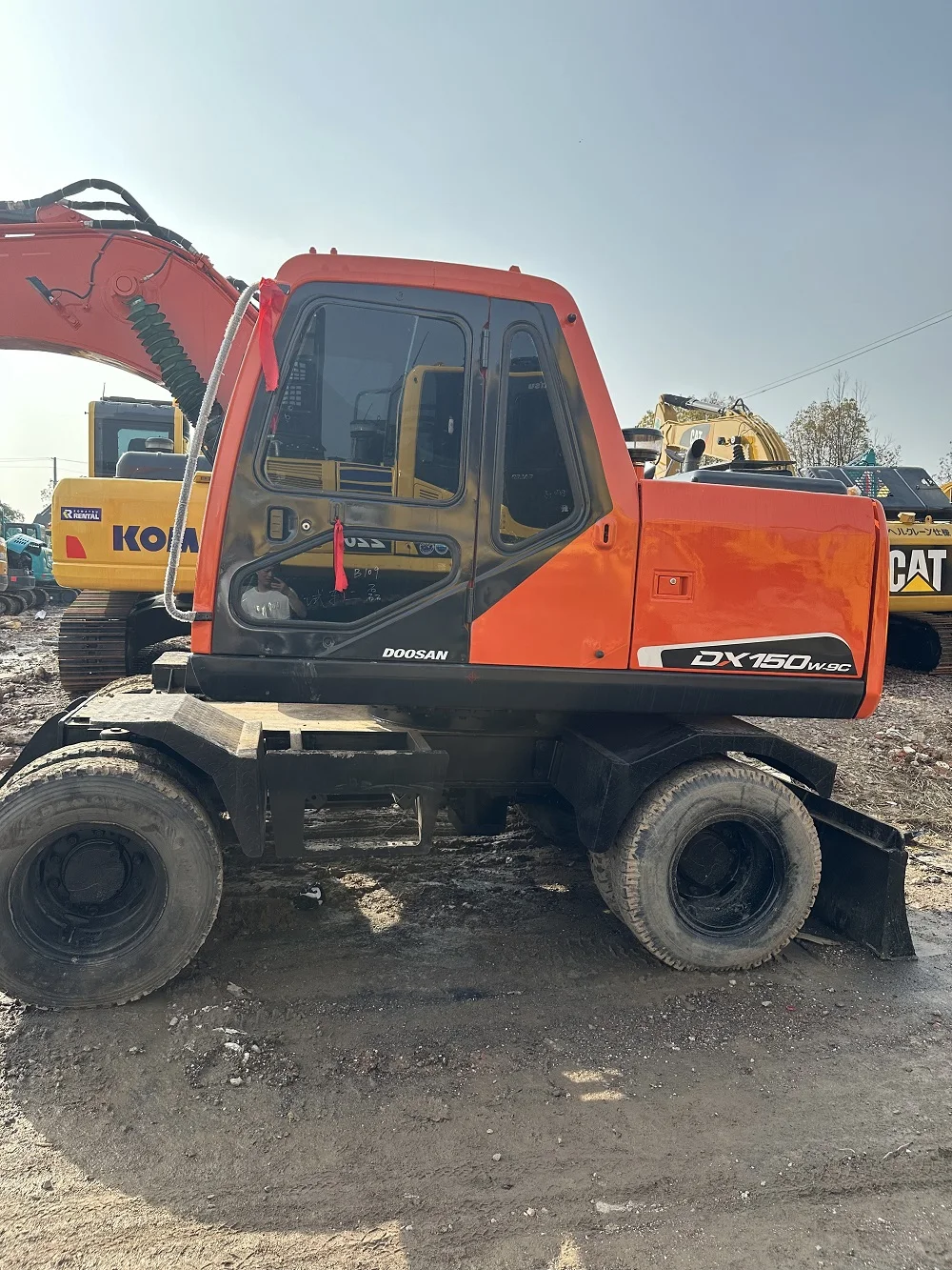 Original Korean Doosan DH150-7  used wheel excavator with low hours good price used doosan wheel excavator in stock