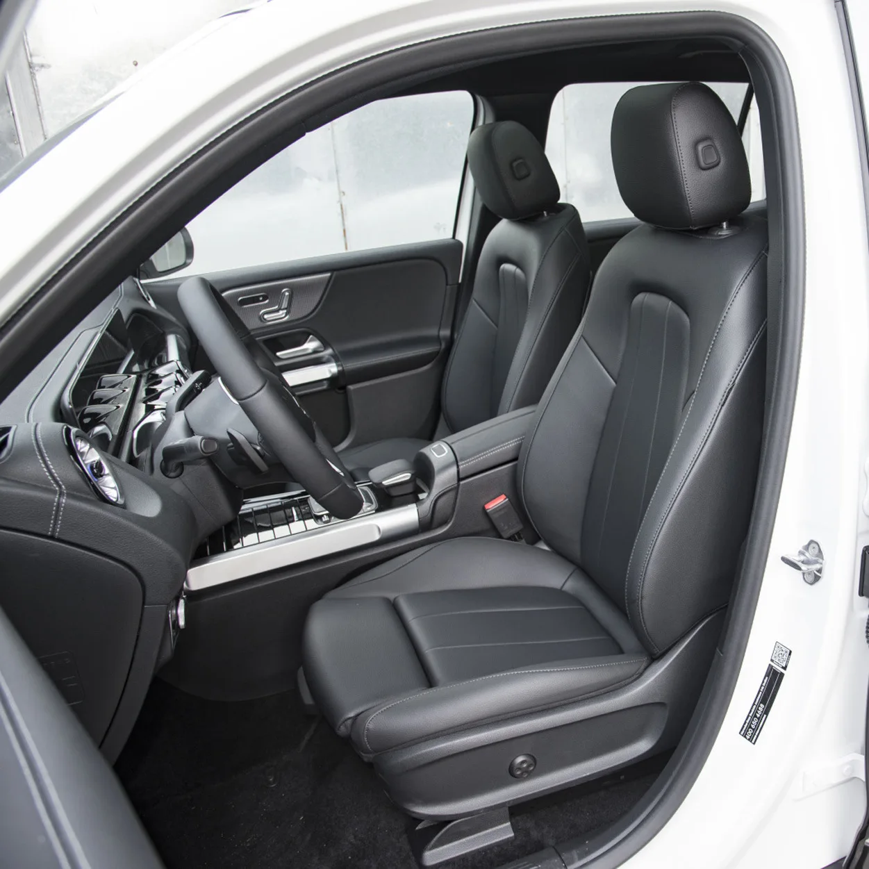 2024 Mercedes Benz Eqb Pure Electric vehicle 2024 Electric Compact SUV Car 2/4 Wheel Drive New Energy Car