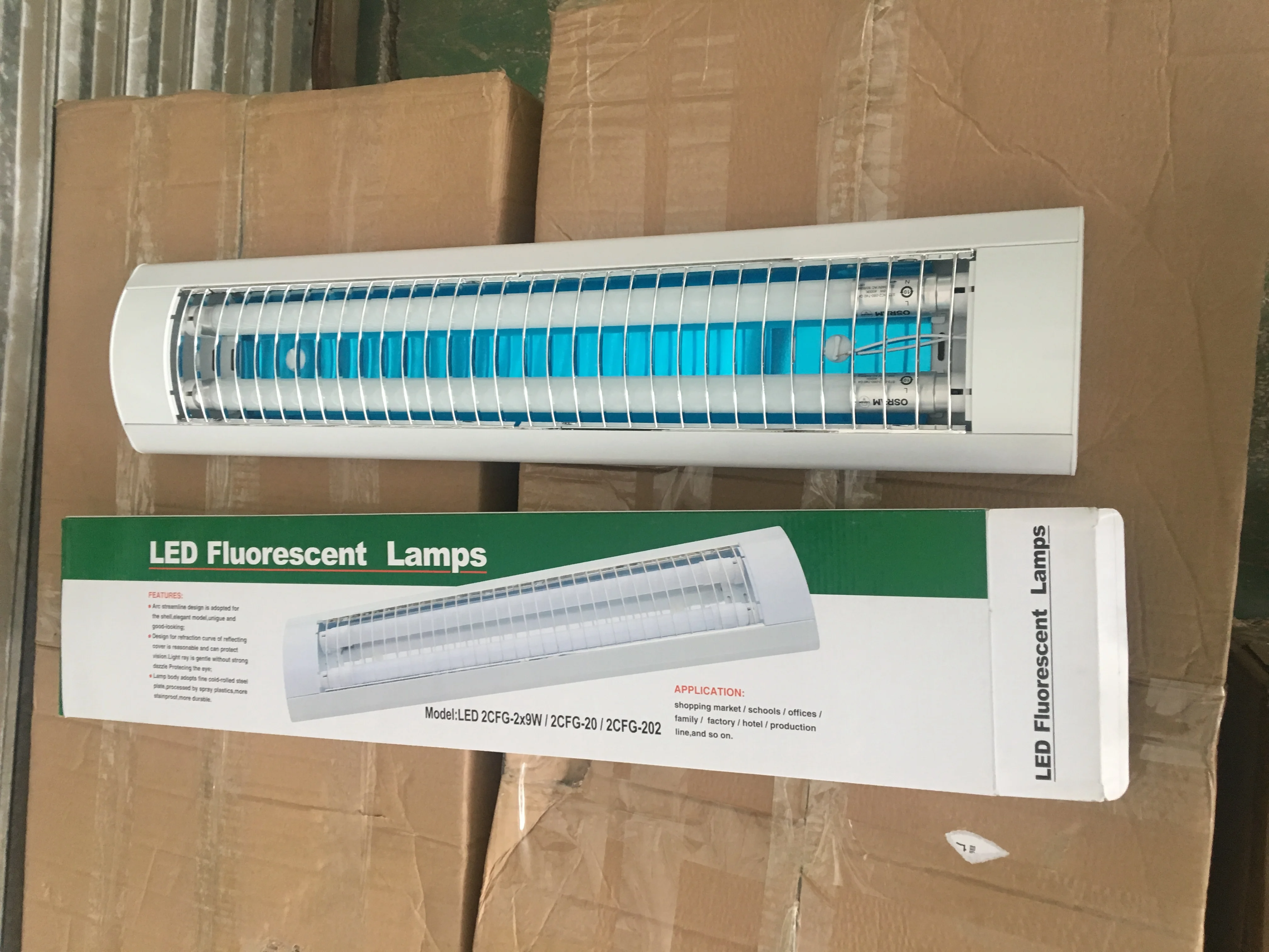 2ft/4ft Twin Fluorescent Light Fitting Tube CFL Principle with Diffuser 4ft Fluorescent Light Fitting