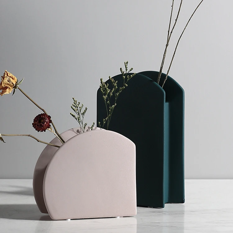 Promotion 30% off Minimalist outdoor decorative vases brusque glazed matte geometric concrete vase