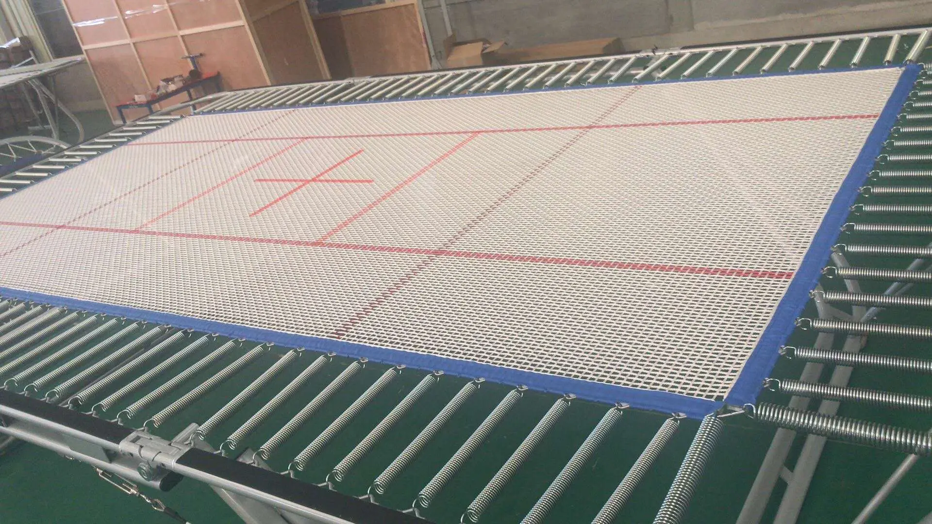 Best-selling professional red gymnastics trampoline mat fitness training trampoline fabric