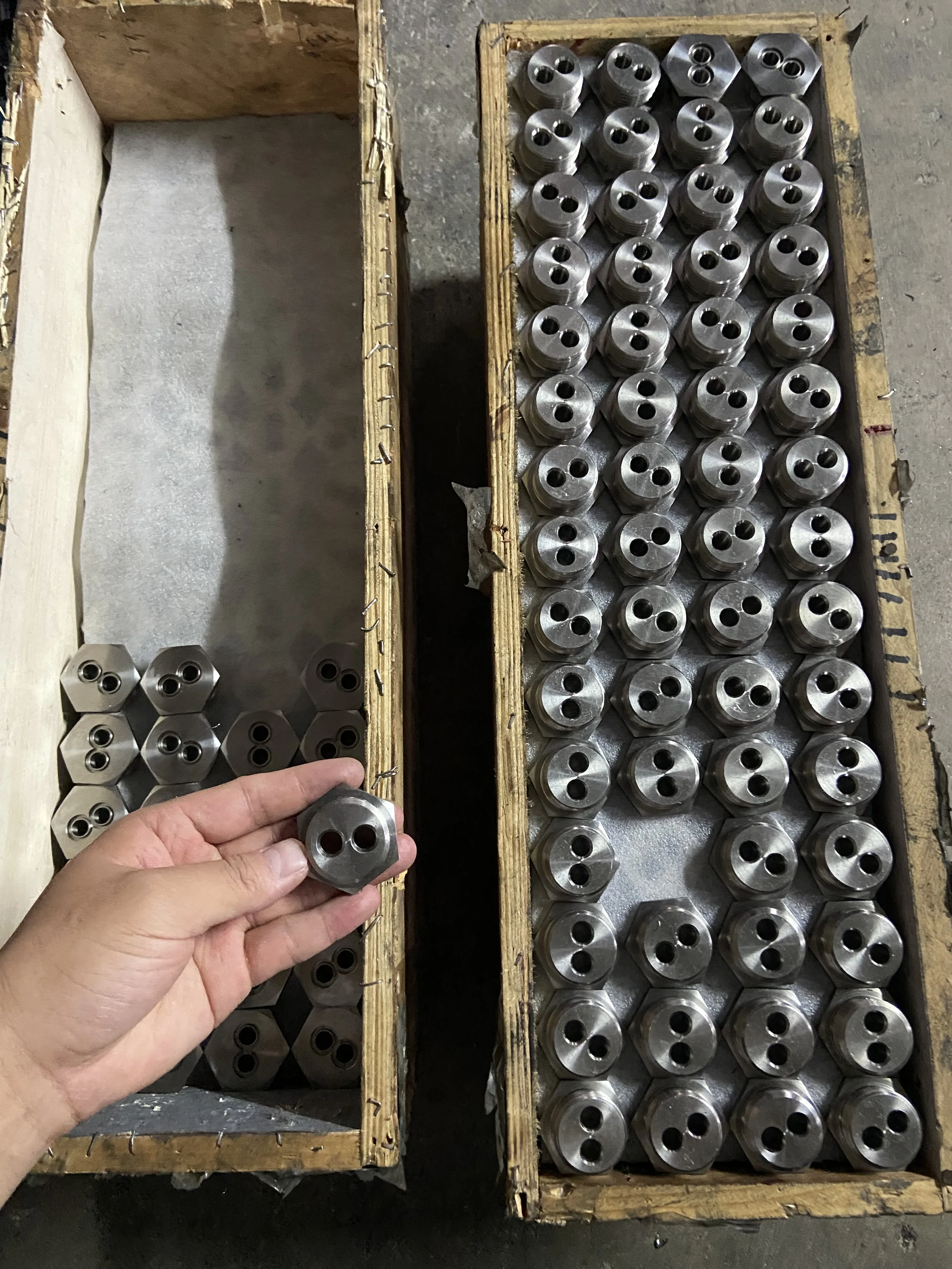 Fresadoras Cnc Haas Makina Samson Fresatura Pressa per Slug винт Cilindro Albero Esagonale Cuscinetto Ingranaggio Rex