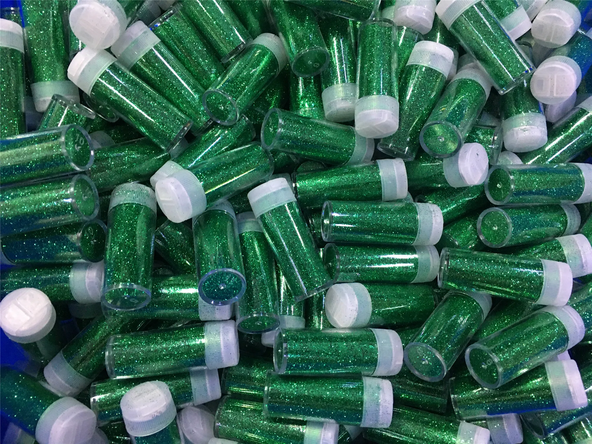 Wholesale Color Glitter Powder for Cosmetic Christmas Decoration Holographic PET DIY Craft Nail Art Glitter Powder Free Sample