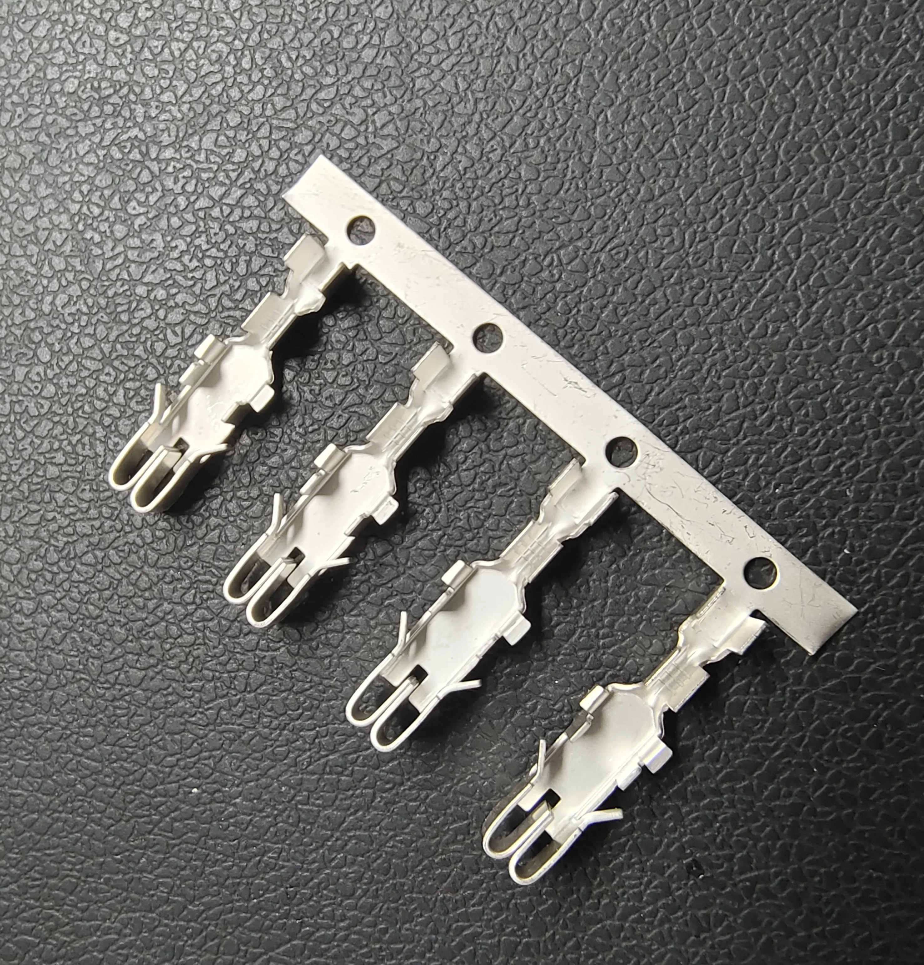 High Quality 0.01-1.0mm Brass Crimp Terminal Electrical Wire Connector for Industrial Wire Connecting