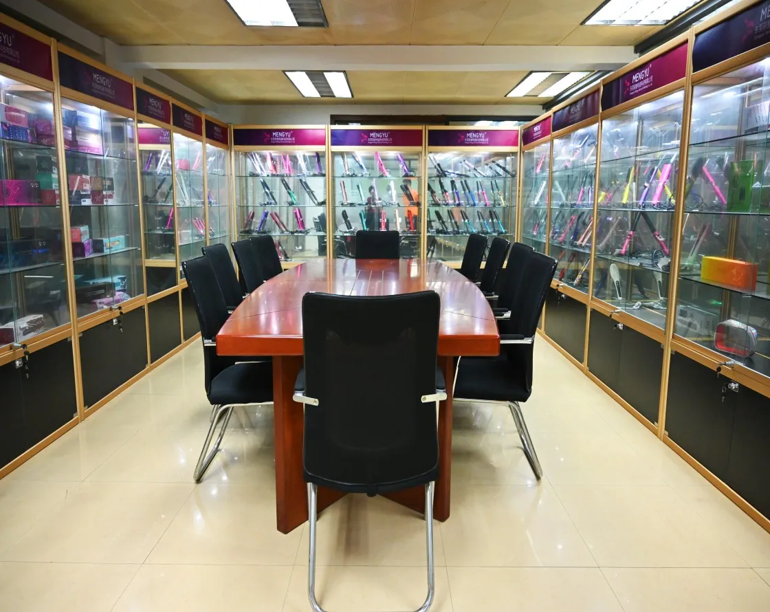 Professional 1 Inch Titanium Ceramic Hair Straightener Flat Iron Straightening Iron Plancha de cabello