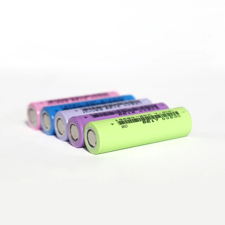 3.7v Lithium Cylindrical Battery Energized Outdoors Rechargeable Battery 3.7v 18650 Lithium Battery
