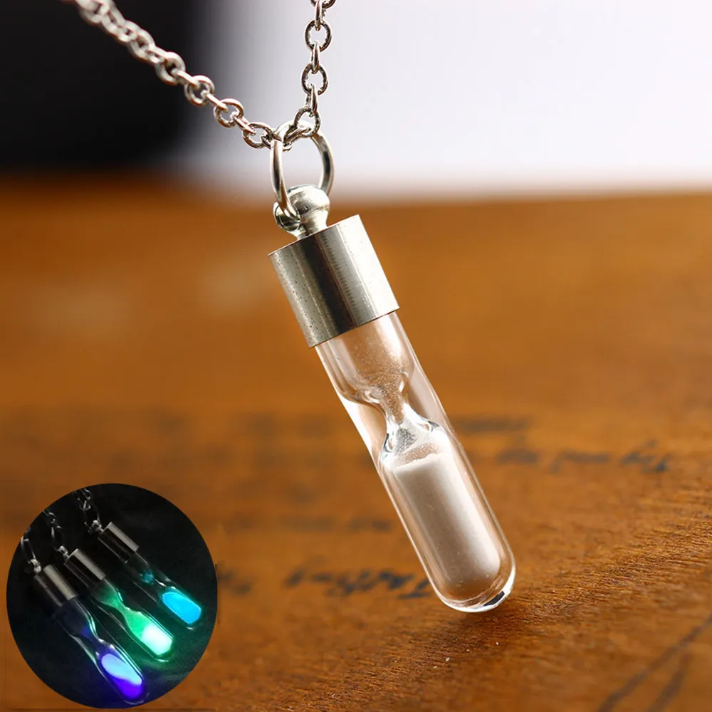 Wholesale Luminous Crystal Hourglass Pendant Necklace Glow In the Dark Quicksand Wish Bottle Necklace For Women Jewelry
