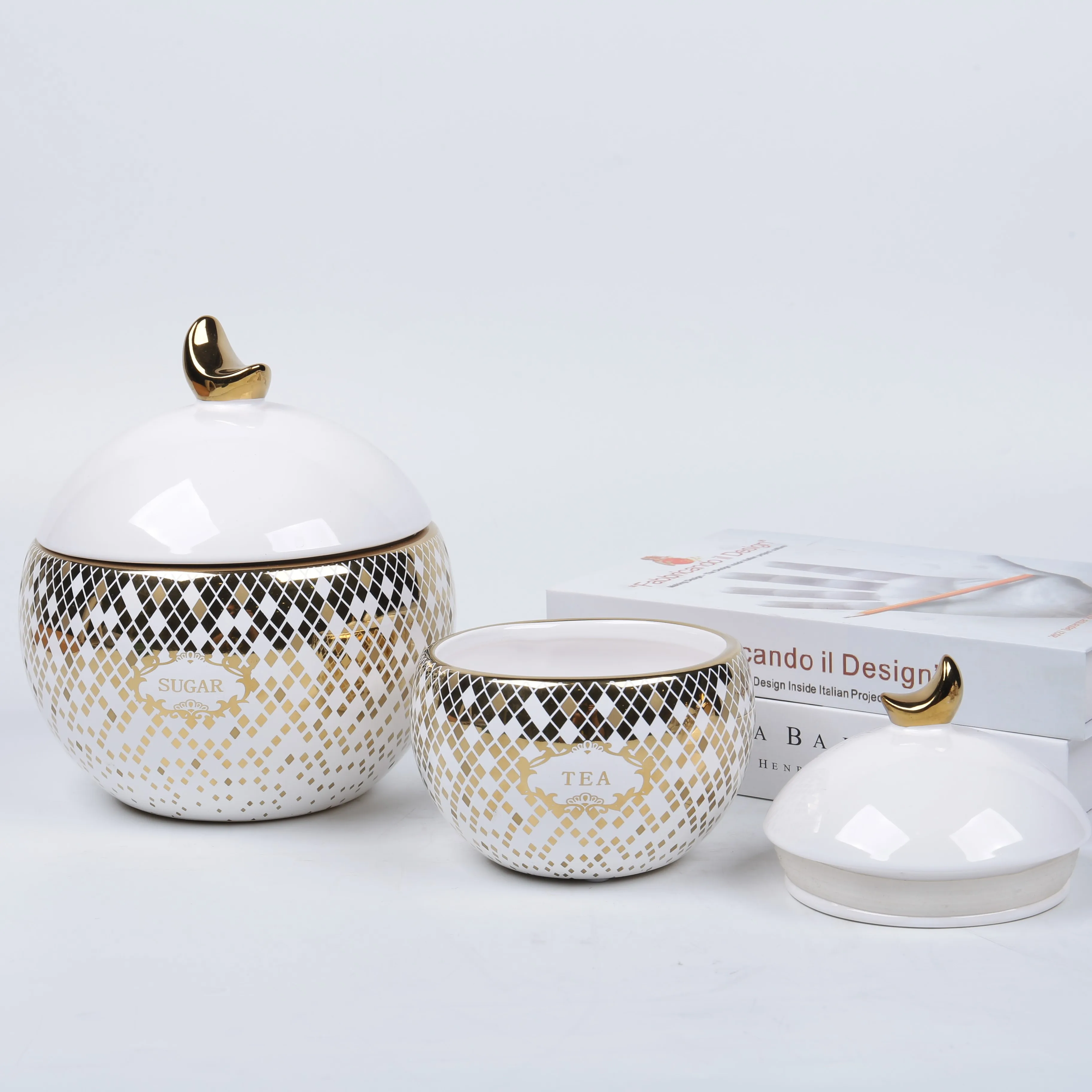 Living room& kitchen luxury gold ceramic decorative storage cookie candy coffee tea storage Jars