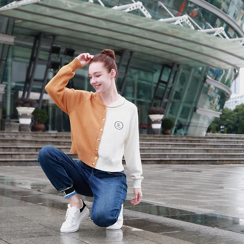 oversize V-neck embroidery jacquard knitted latest design ladies Cardigans With pockets loose cardigans sweater women