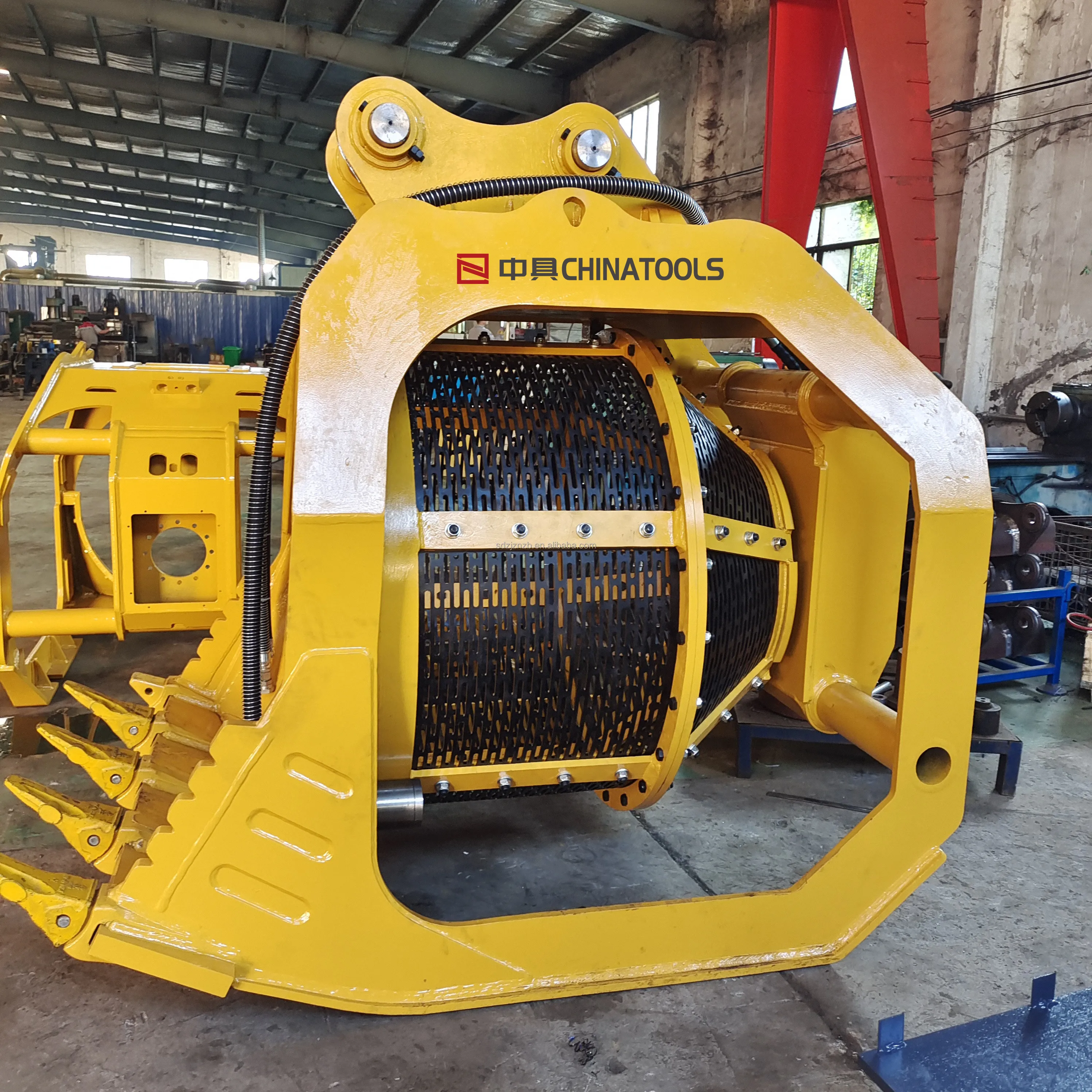 Factory Direct Sale Excavator Ballast Screening Bucket sifts out soil and debris by spining the Screening Drum