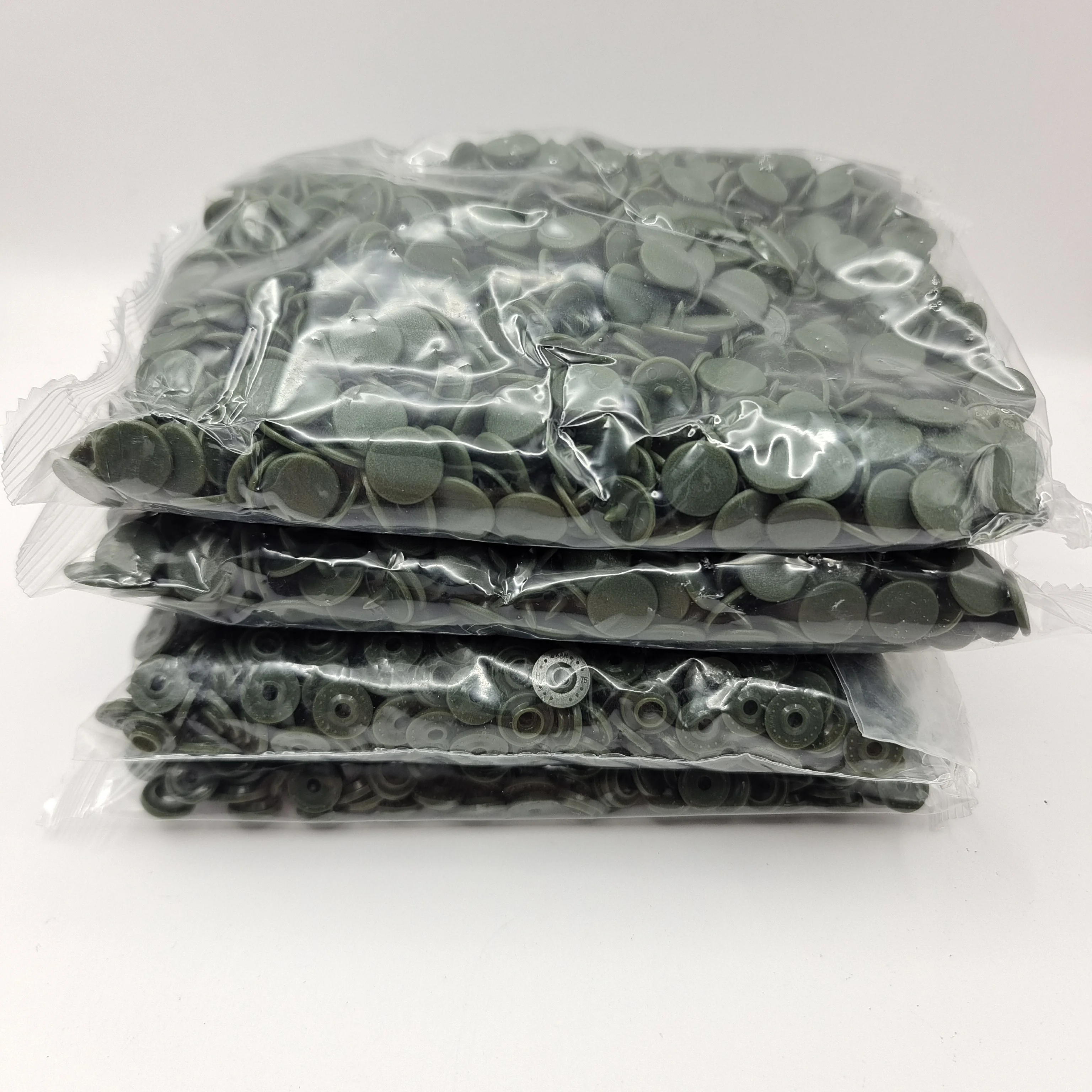 Dark Green T3 10.7mm 7000pcs Goods in Stock Custom Factory Plastic Press Snap Button  Studs