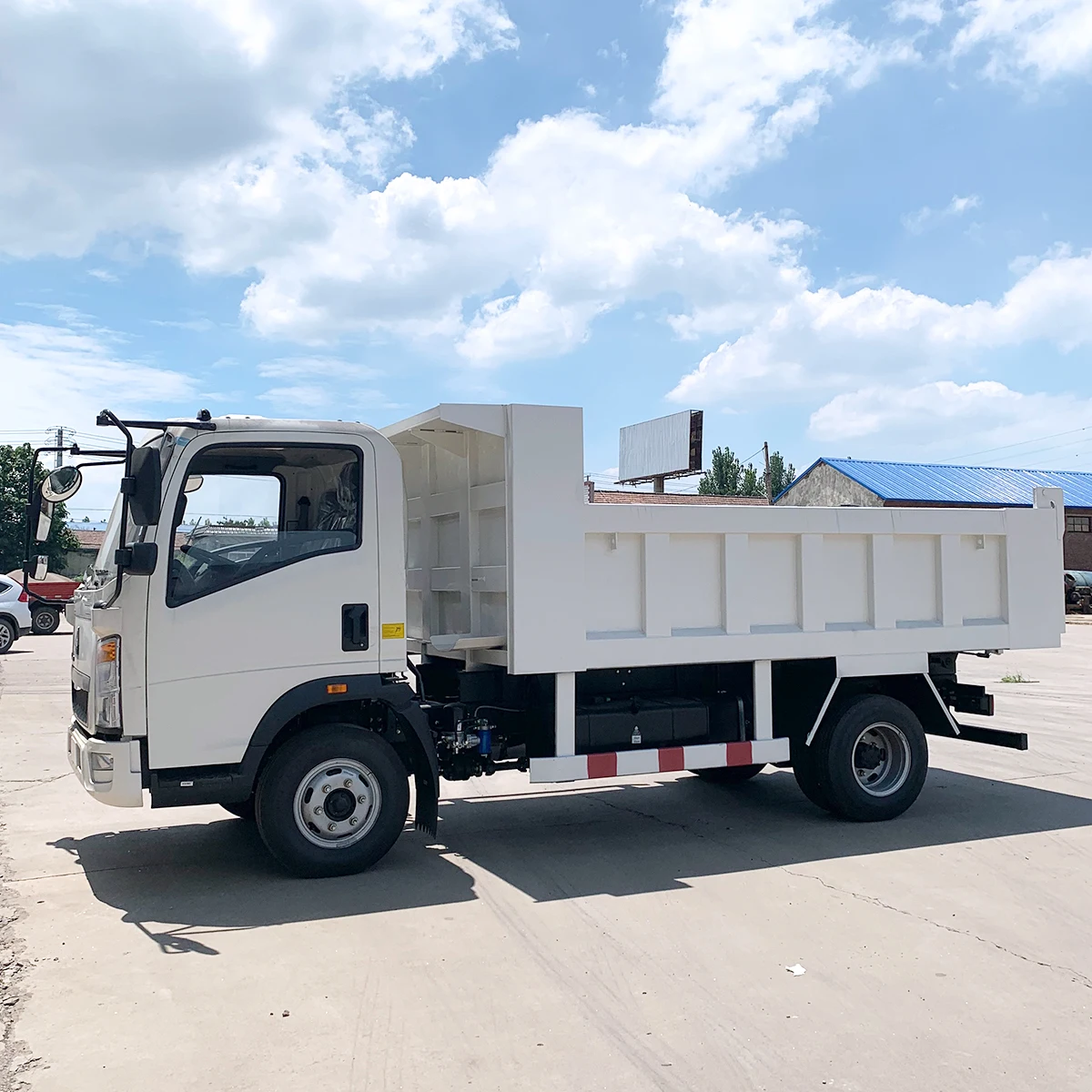 Mini Dump Dumper Truck for 4x2 Sinotruk Howo Tipper