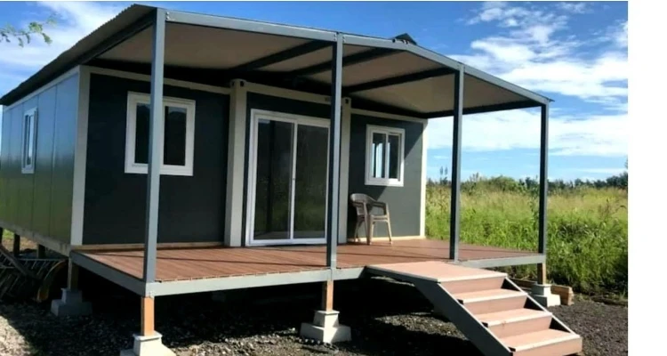 At A Loss Sturdy Sandwich panel house Prefab Container House with Rainproof Easy to install