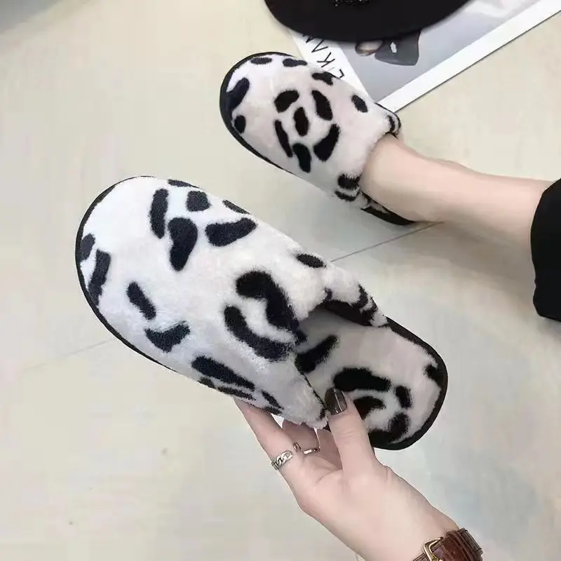 2023 New home soft-soled slippers with velvet to keep warm in winter Mao Mao shoes fashion casual cotton shoes beauty