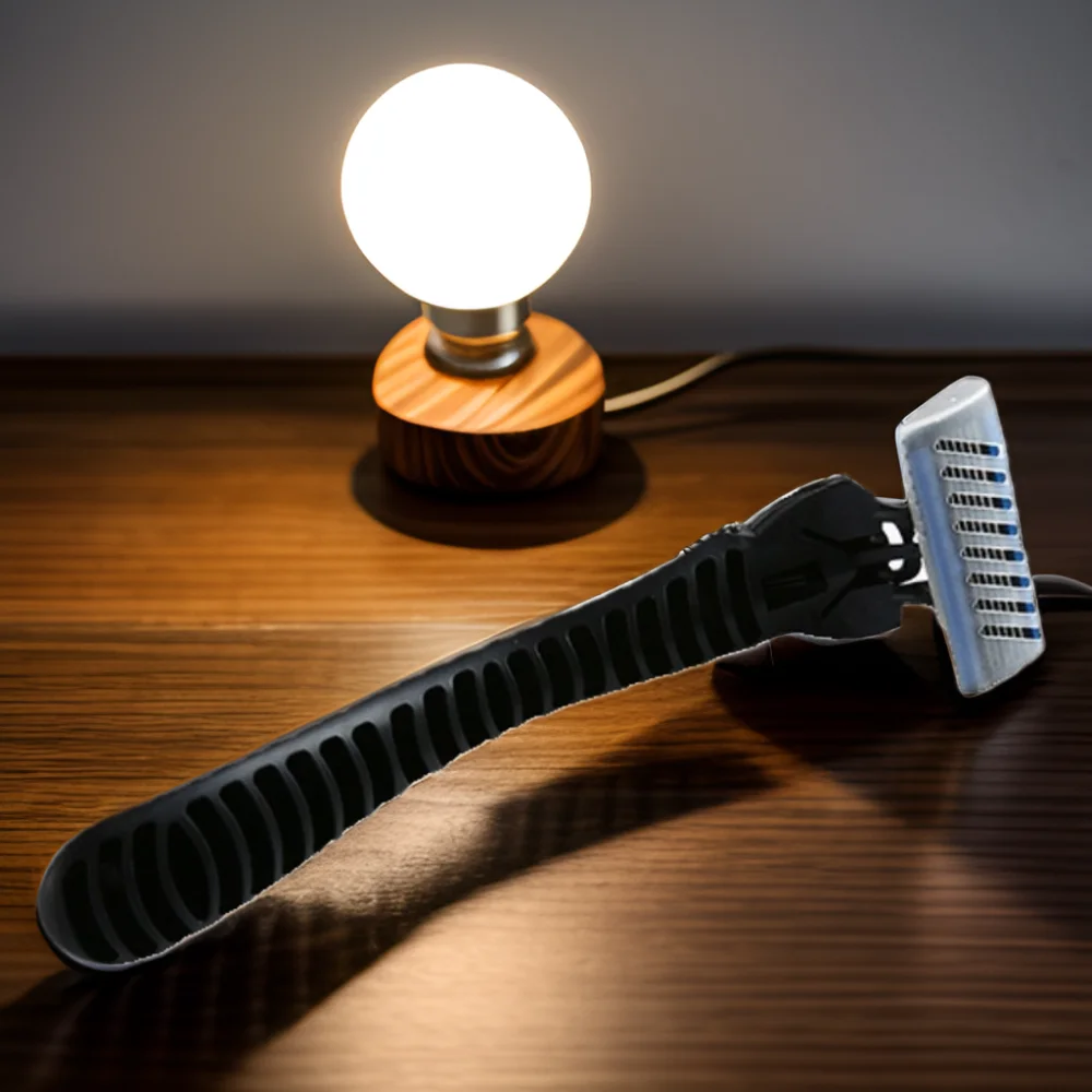 New Mini Portable Pocket Shaver Waterproof Wet And Dry Electric Razor Rechargeable Shaving Machine For Men