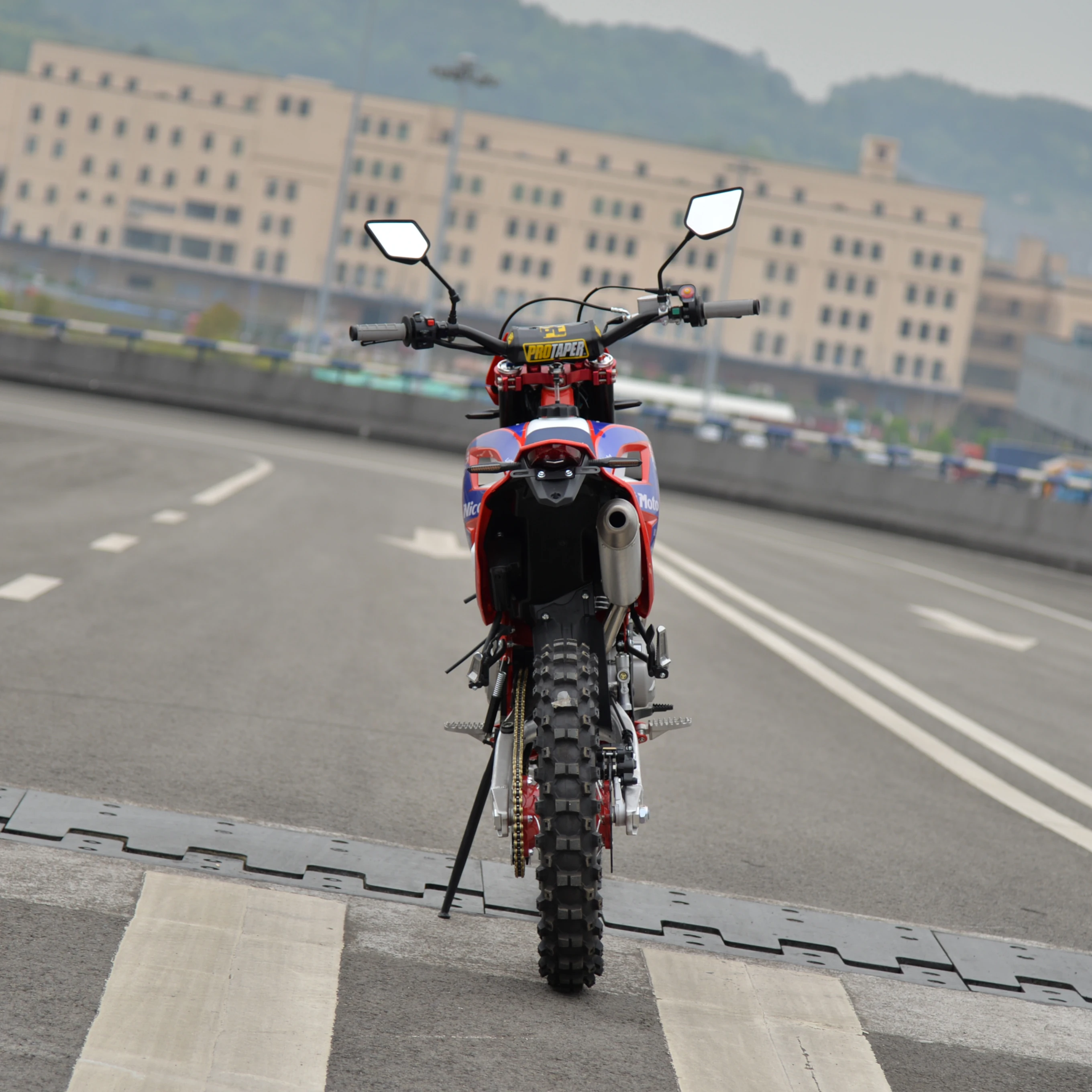 Никот 4-тактный Байк Заводская внедорожные мотоциклы мото-де-крест способный преодолевать Броды для взрослых Enduro гонки