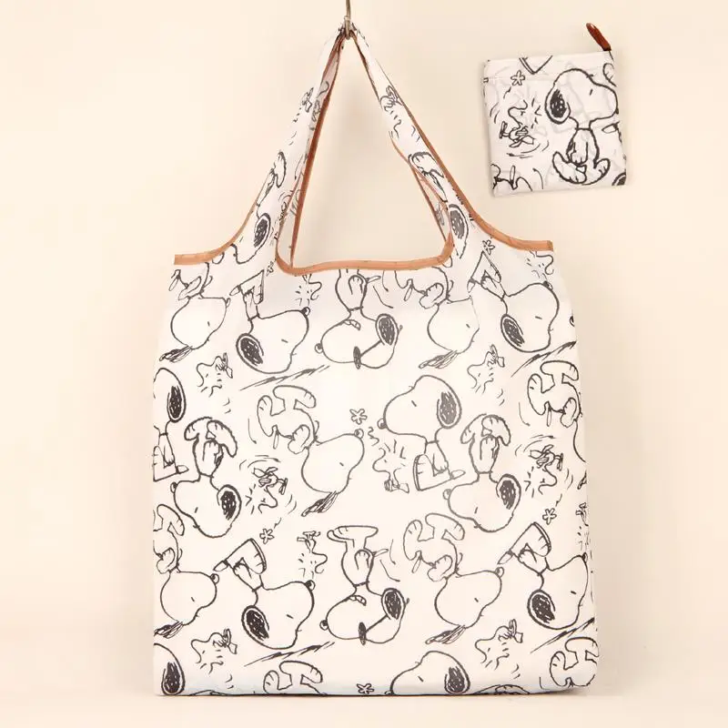 Lightweight Foldable Shopping Bag with Customized Graphics and Durable Printing for Small Quantity Orders